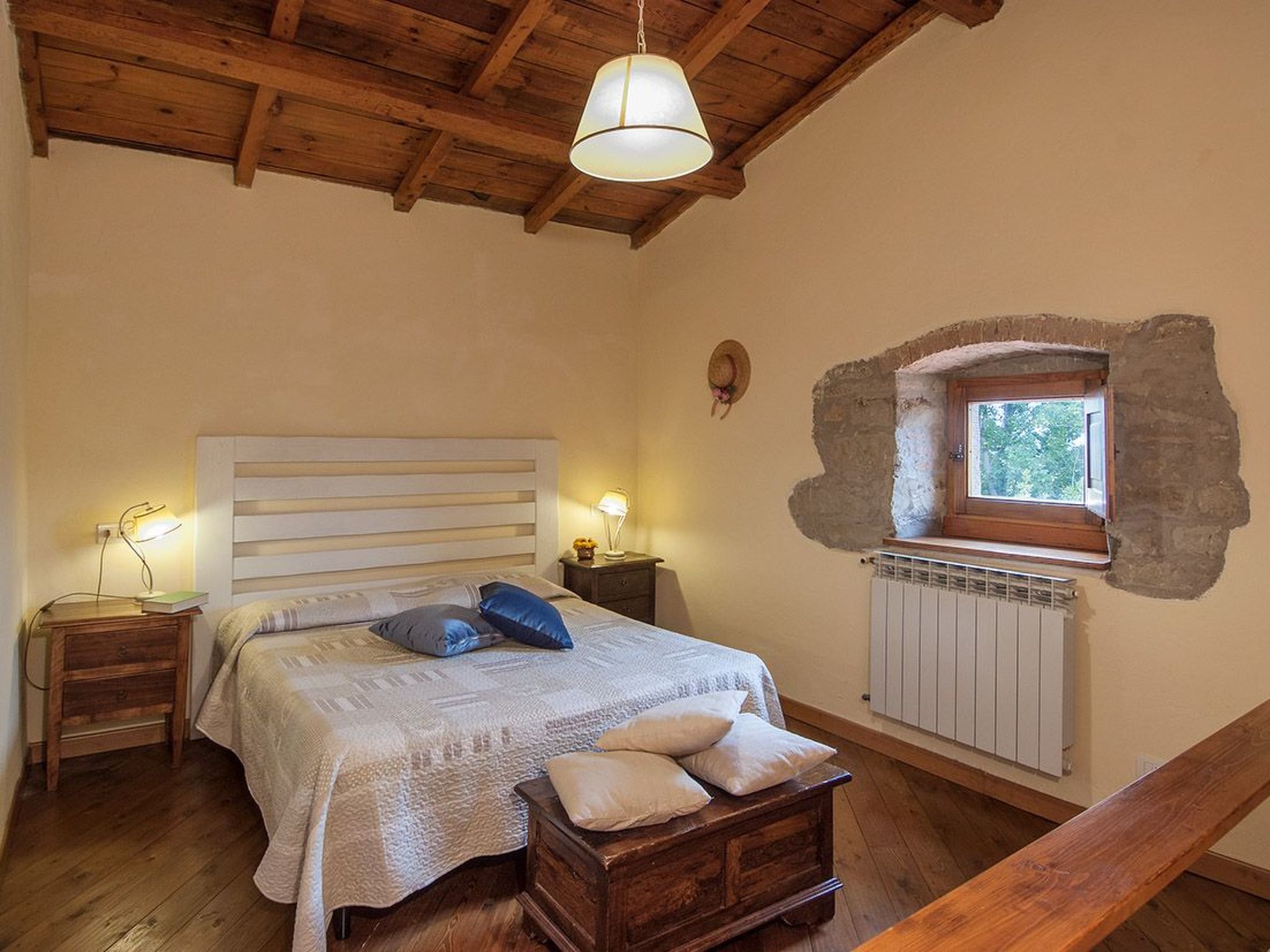 Lindenhaussiedlung mit Gemeinschaftspool-Binnen