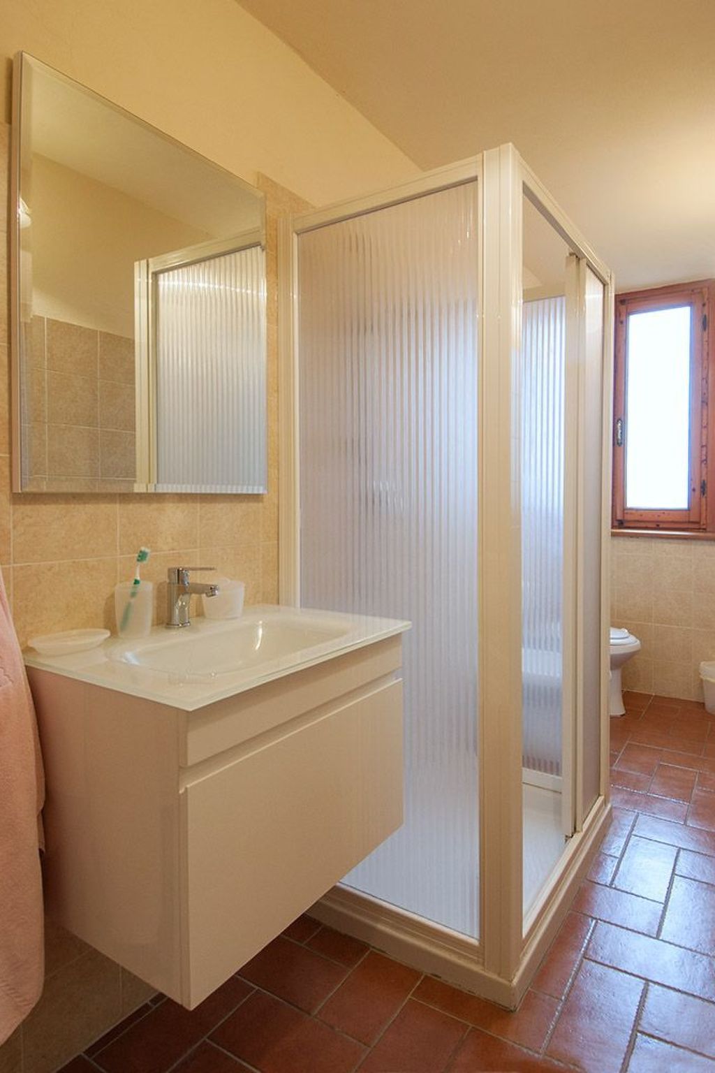 Fichtenhaus mit Schwimmbad zwischen Florenz und Arezzo-Binnen