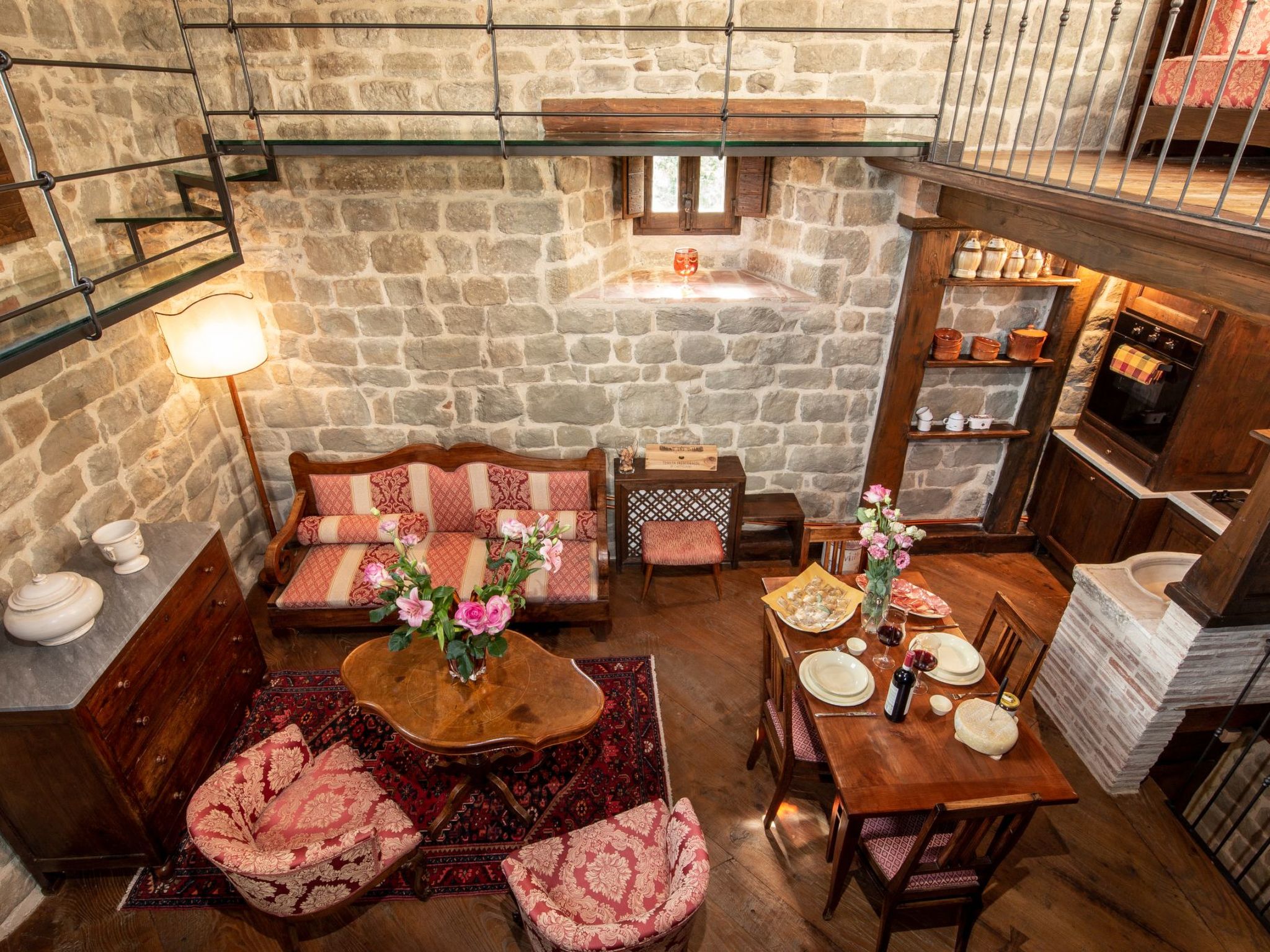 Medieval Tower mit Whirlpool auf der Dachterrasse-Binnen