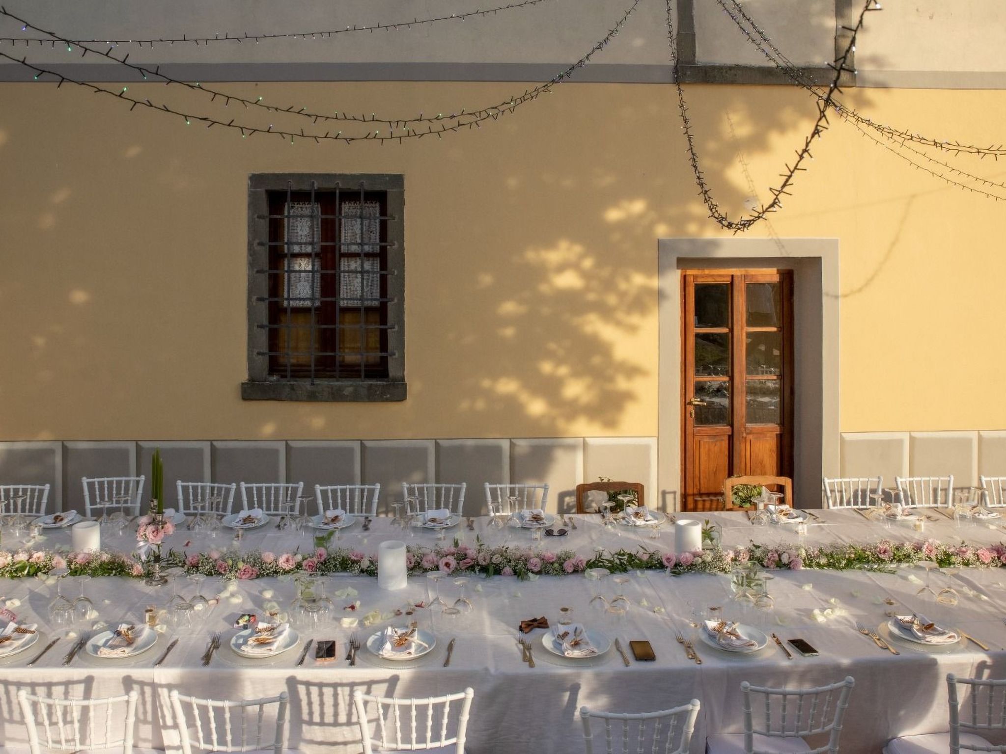 Landvilla mit Pool und Garten – die perfekte Kulisse für Feierlichkeiten oder V-Binnen