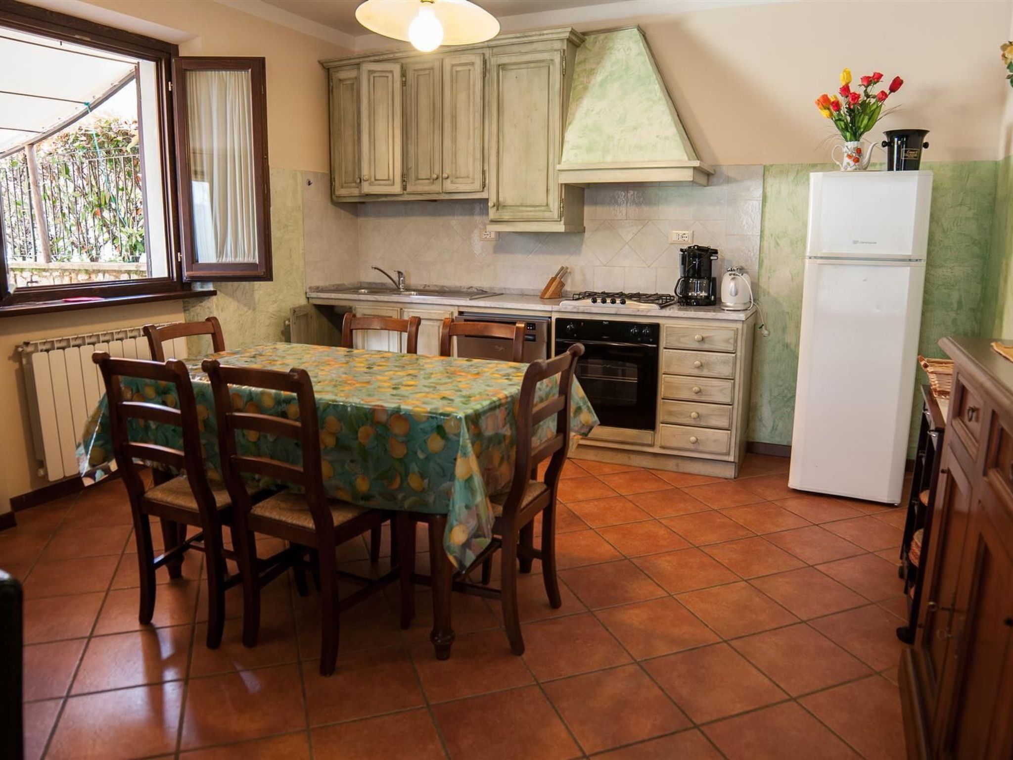 Großes Ferienhaus Villa Caterina in Lonnano-Image-tags.info