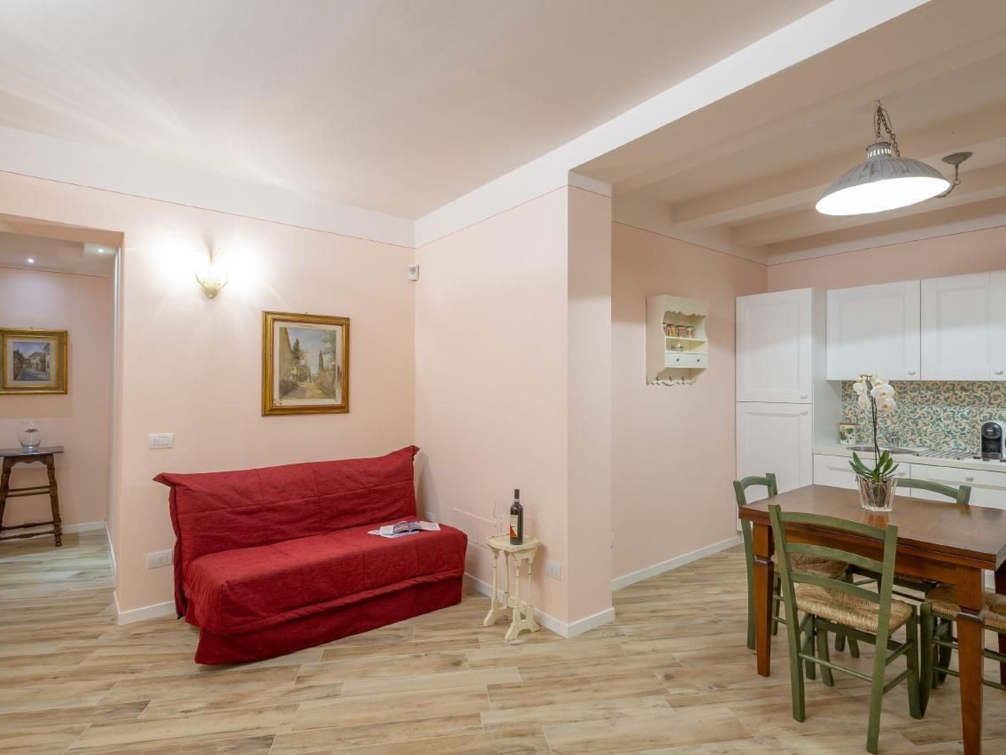 Rosa in der Toskana-Binnen