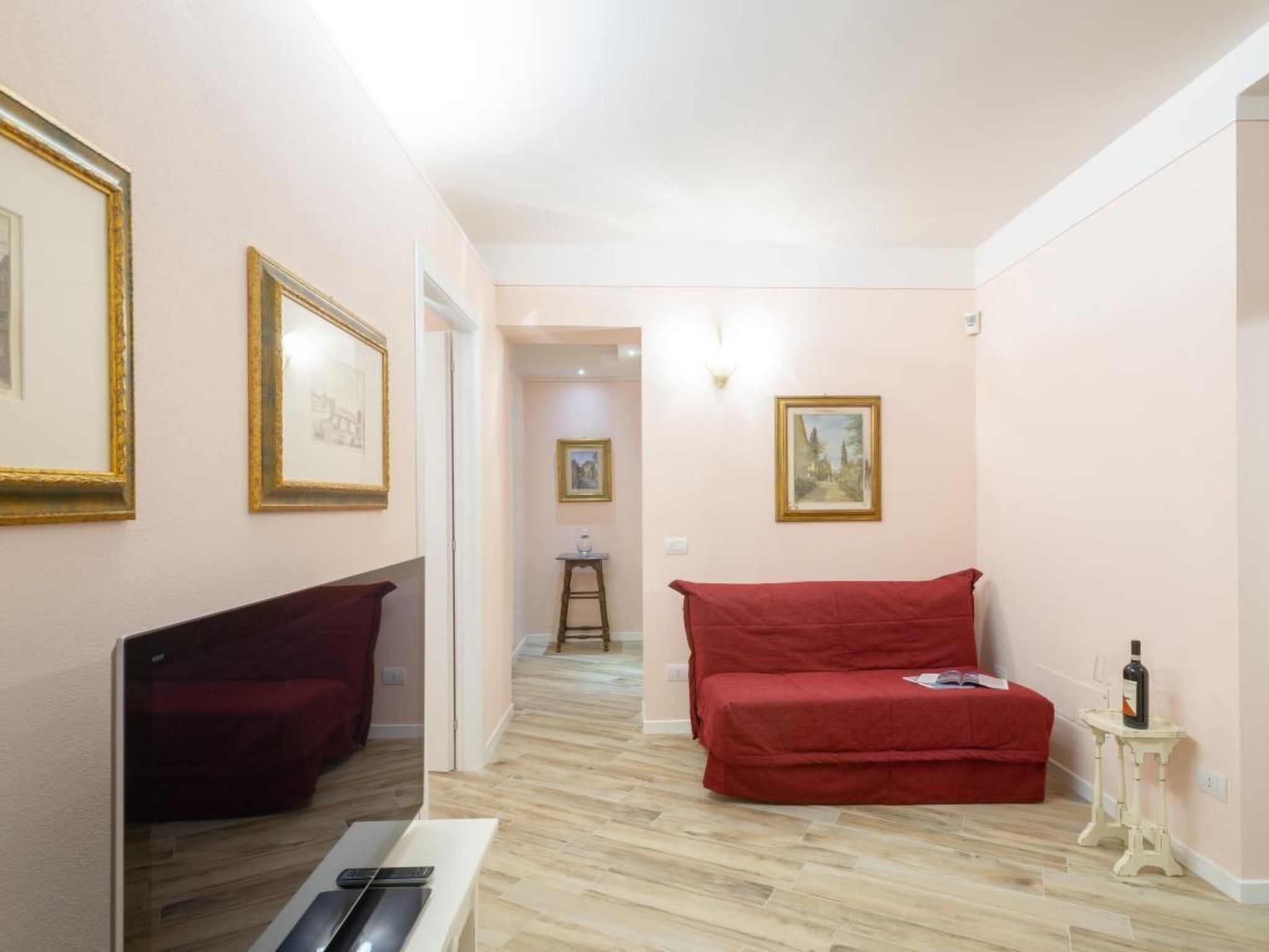 Rosa in der Toskana-Binnen