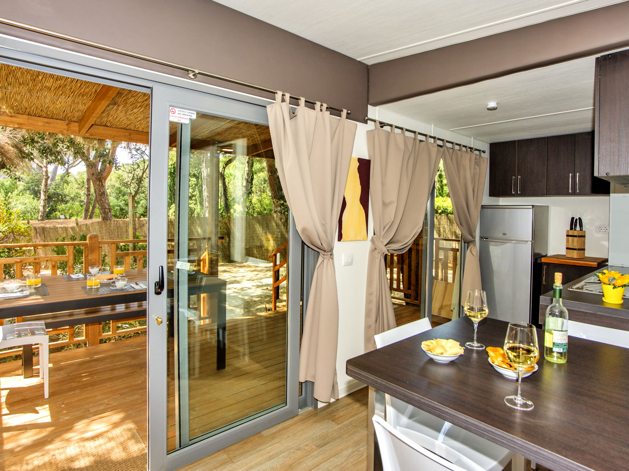 Maison Superior – Cuisine et coin repas, photo 4 sur 38