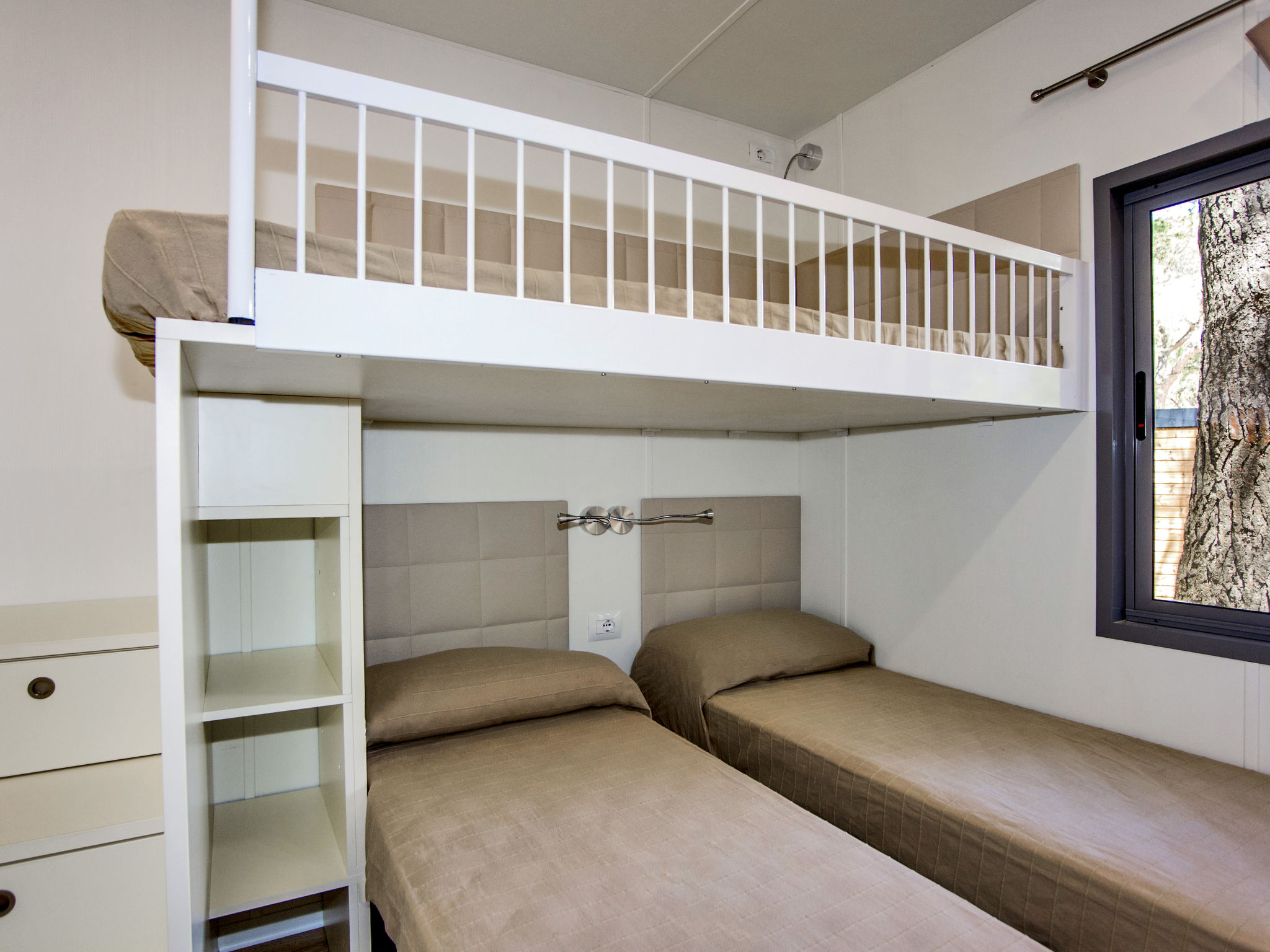 Maison Deluxe – Chambre, photo 9 sur 33
