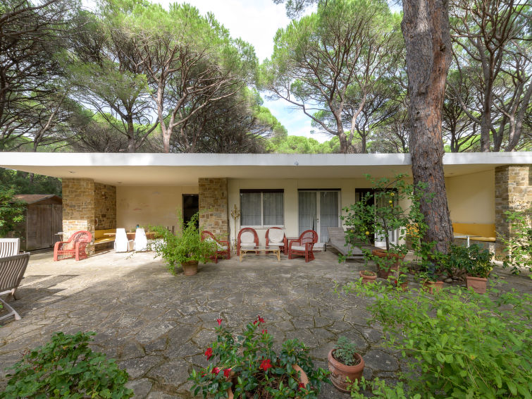 Op 500 m van zee: Vrijstaand vakantiehuis in Castiglione della Pescaia in Castiglione della Pescaia