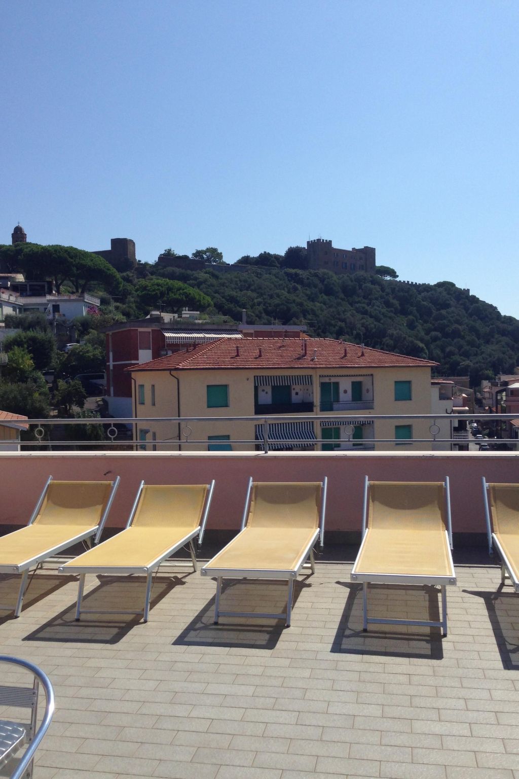 Helle Wohnung in Castiglione Della Pescaia-Binnen