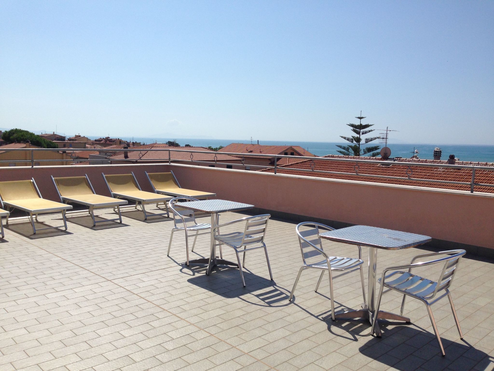 Helle Wohnung in Castiglione Della Pescaia-Binnen