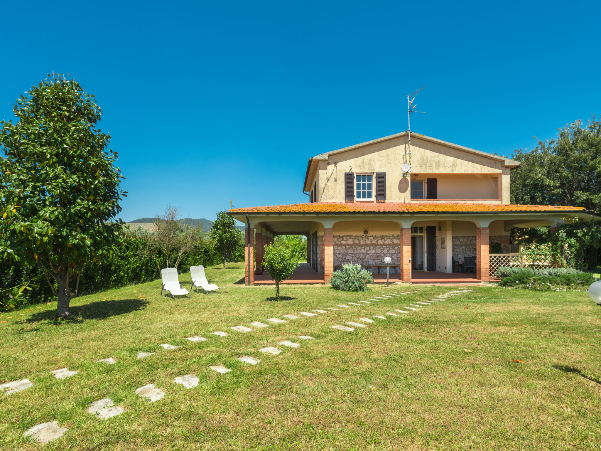 Vakantiehuis met omheinde tuin in Castiglione della Pescaia (Italië) 2 honden zijn welkom