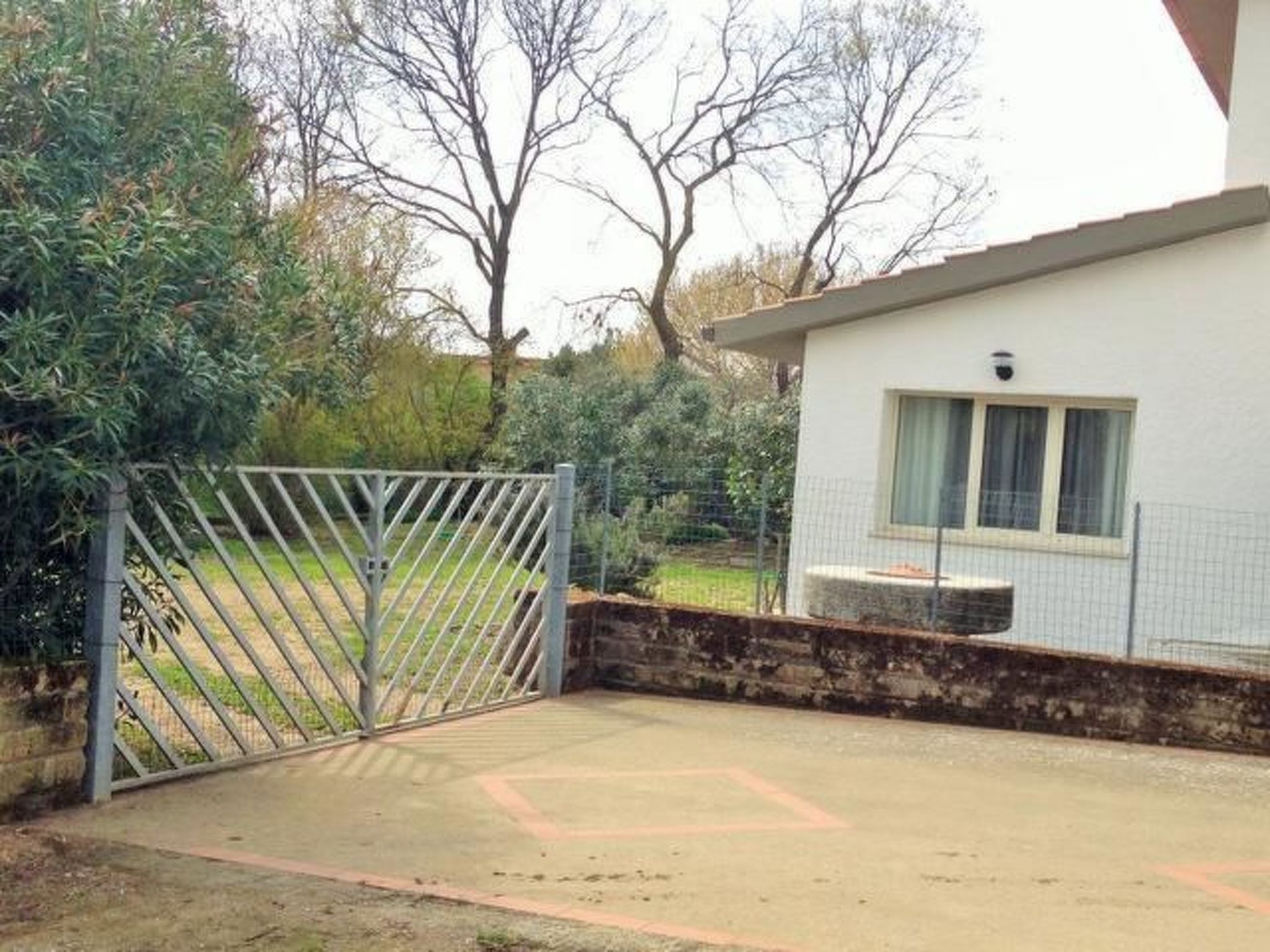 In Castiglione Della Pescaia mit Garten und Grill-Binnen