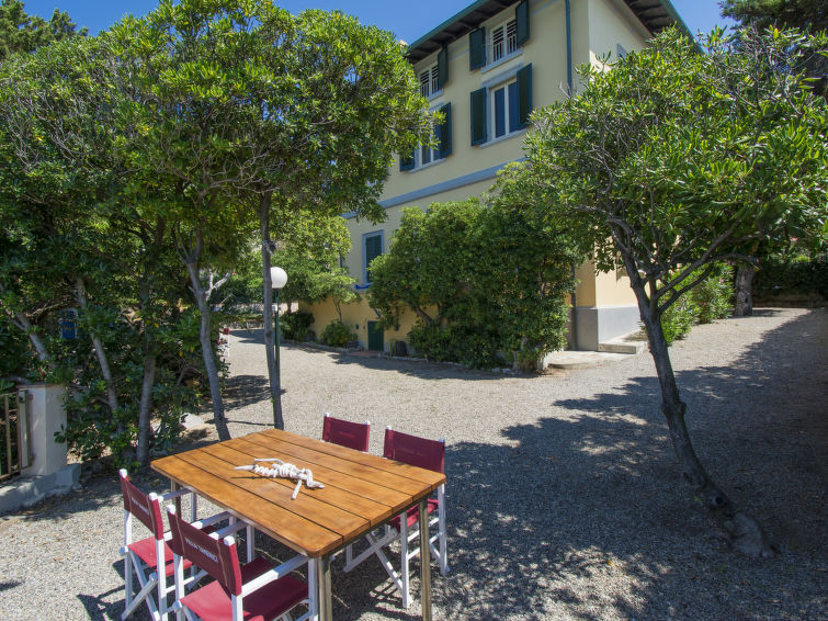 Search and Stay Destinations. Vacation Rentals in Quercianella, Province of Livorno - Tuscany - Italy