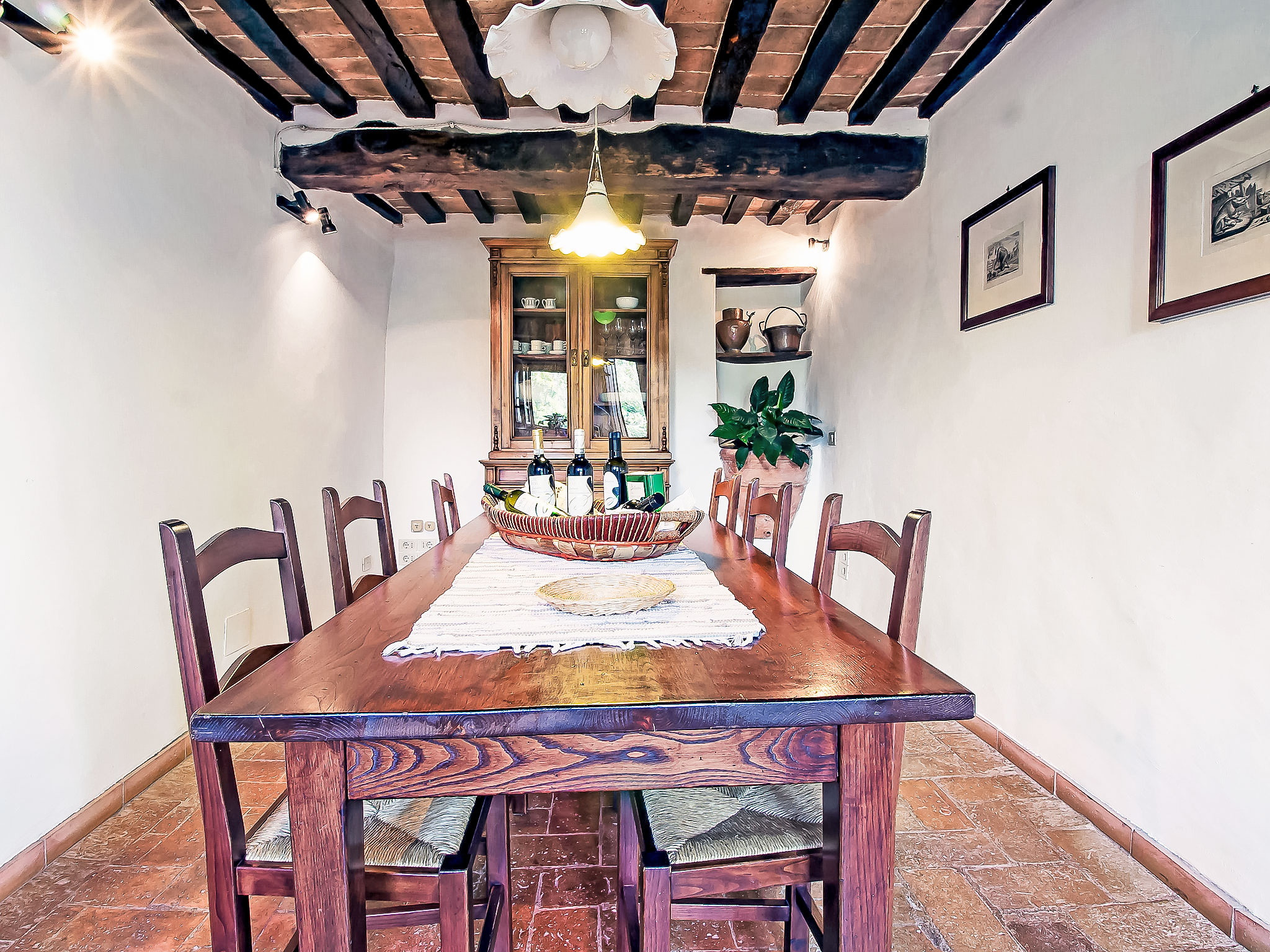 Ferme Grotte Rosse – Cuisine et coin repas, photo 10 sur 37