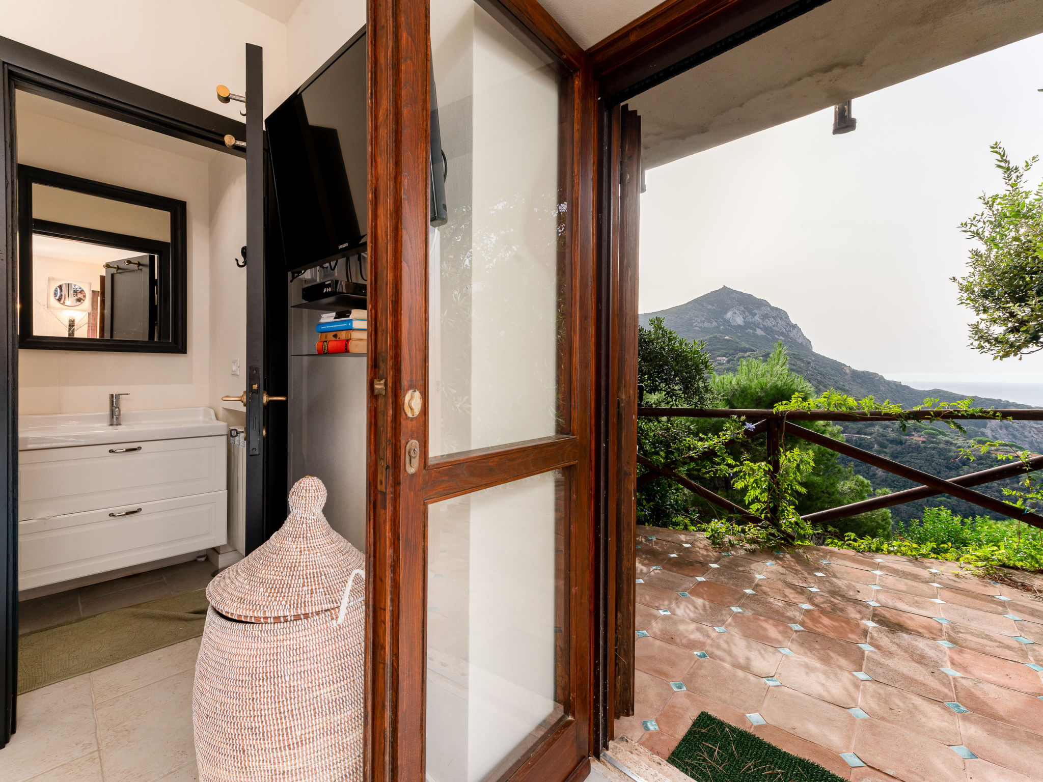 Cala Piccola — Terrace (2 of 79)