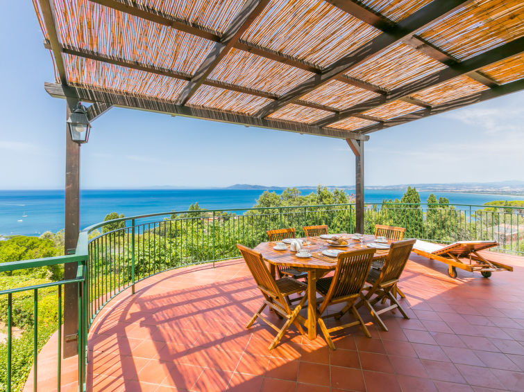 Search and Stay destination Porto Santo Stefano, Toscana - Italy from AU$ 390. Three-room apartment