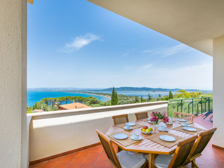 Search and Stay destination Porto Santo Stefano, Toscana - Italy from AU$ 470. Four-room apartment