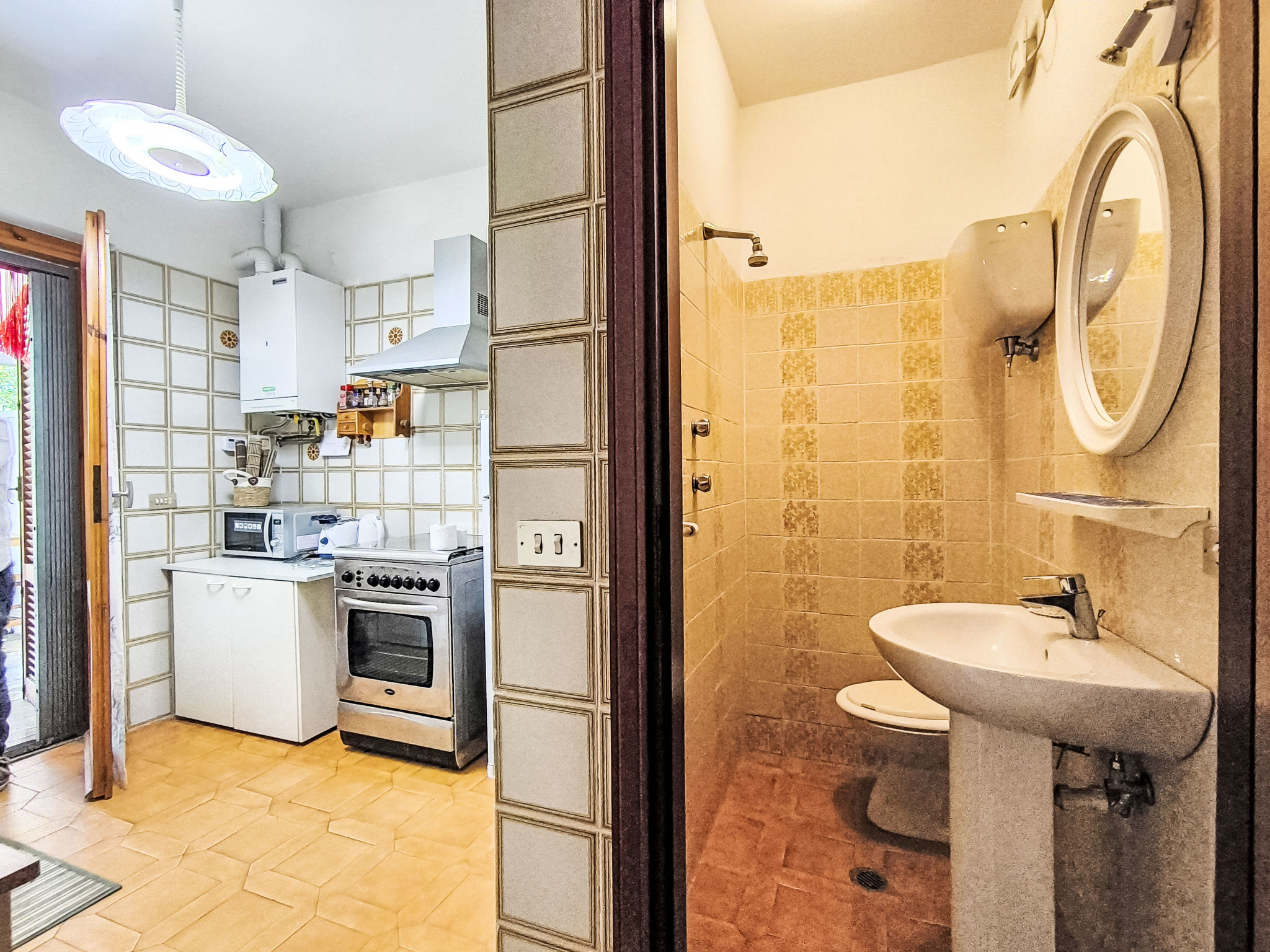 Kitchen / Dining Room