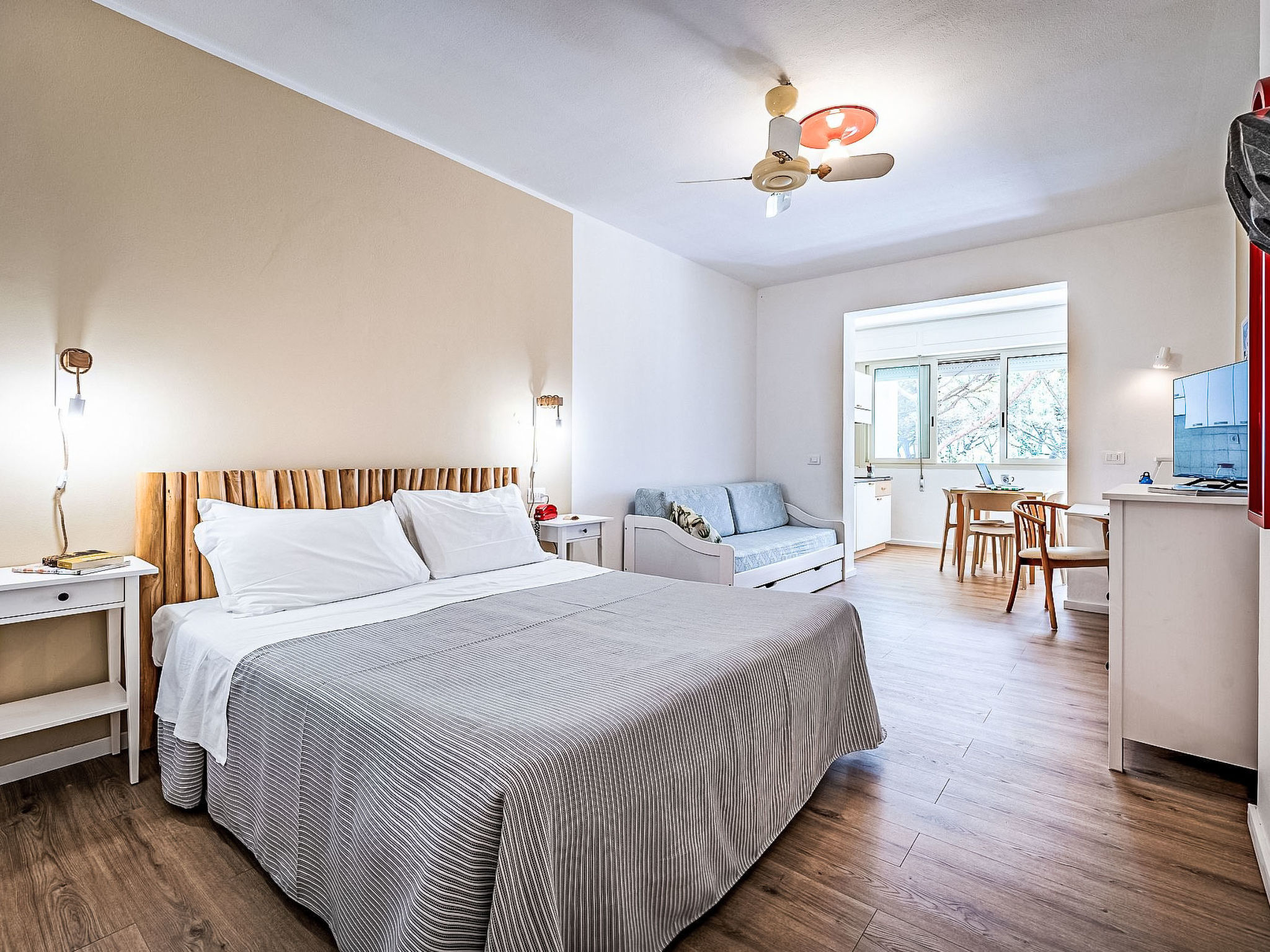 Nette Wohnung in Principina A Mare mit Terrasse und Garten