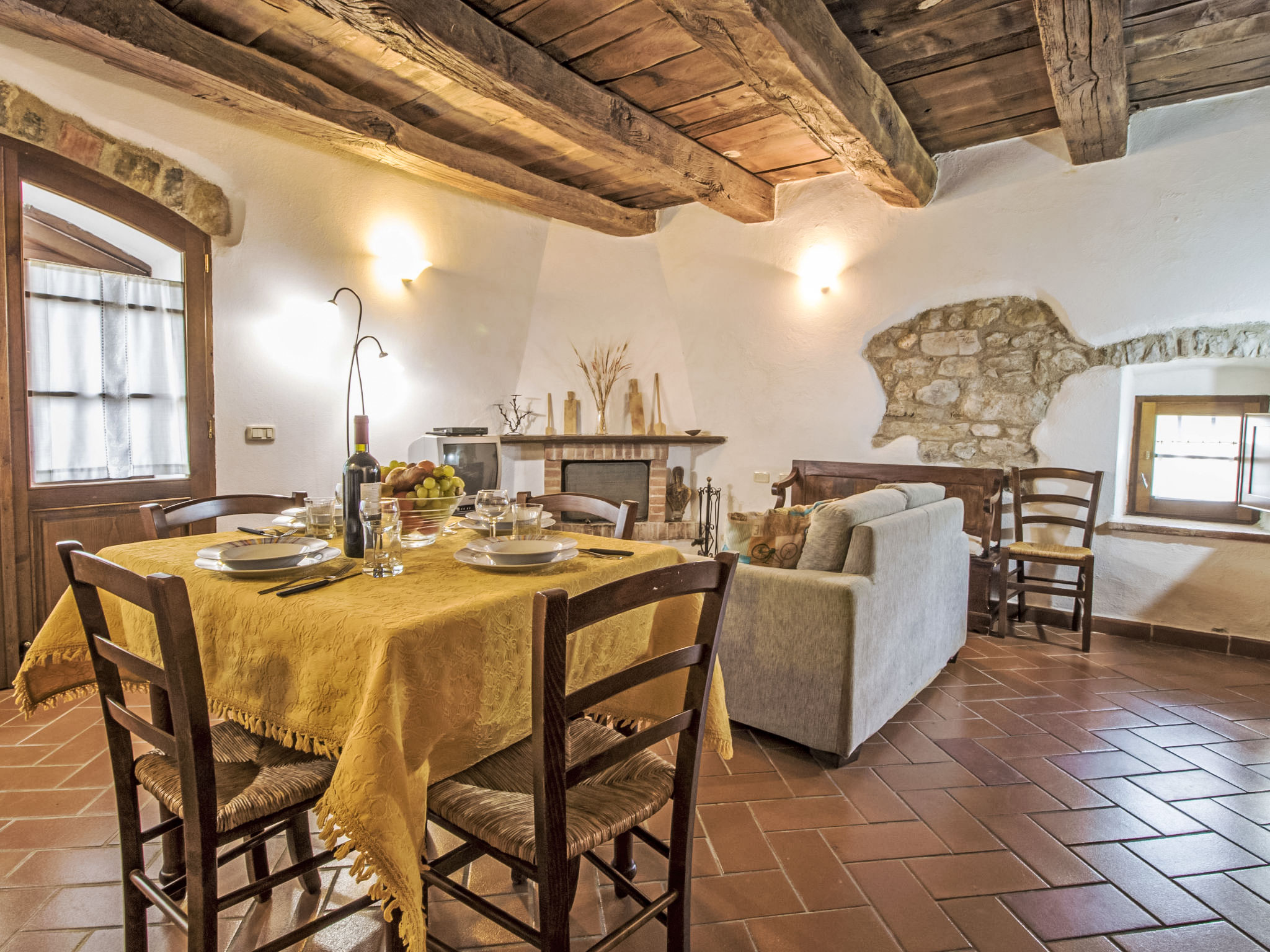 Kitchen / Dining Room