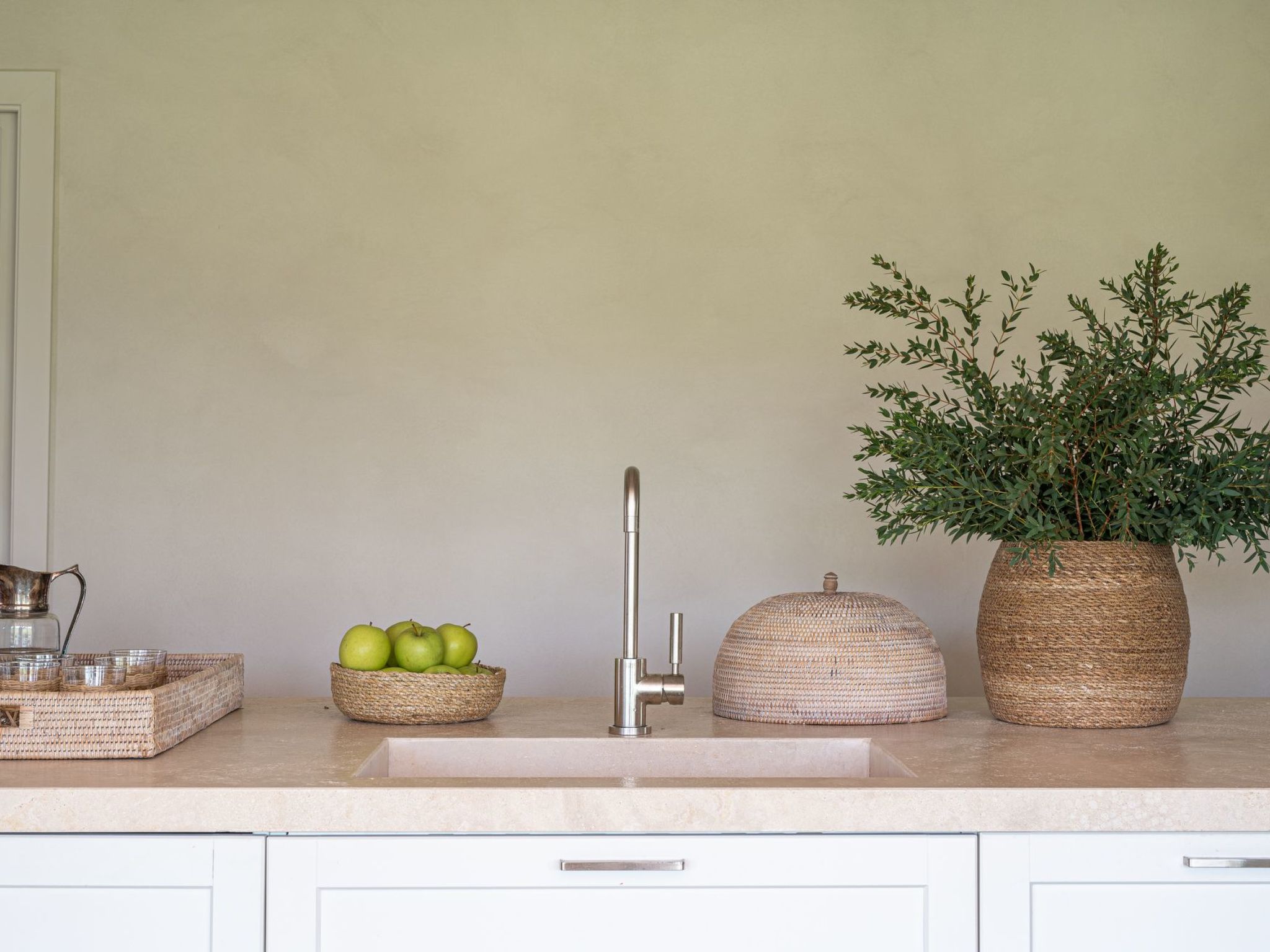 Capalbio Pool-Inside