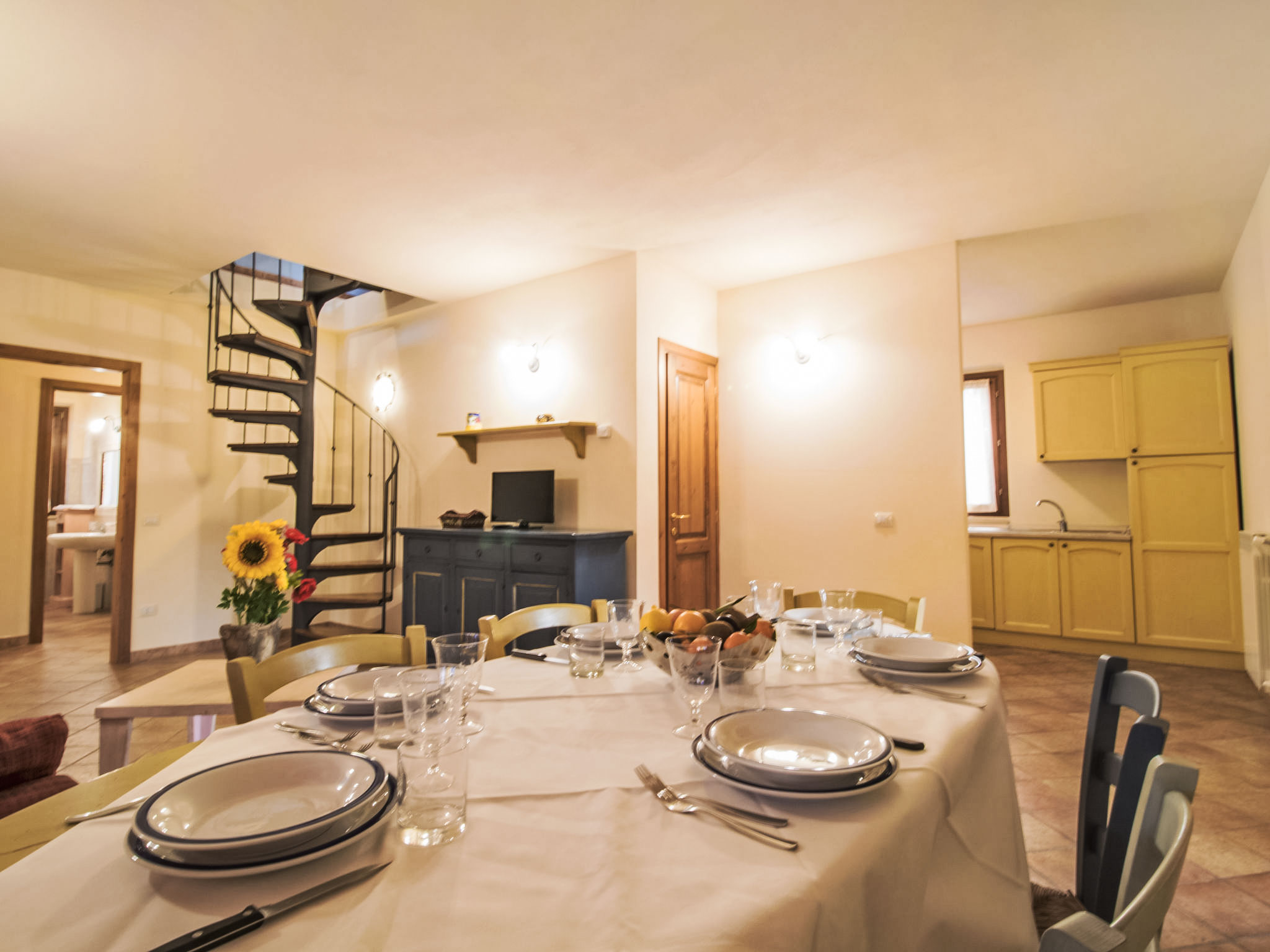 Kitchen / Dining Room