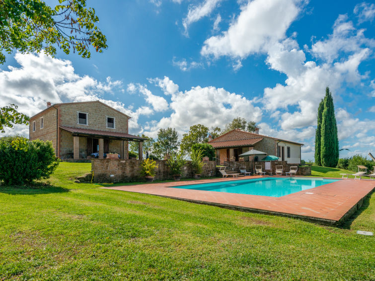 11-persoons boerderij Poggio Campana met privézwembad in Manciano in Manciano