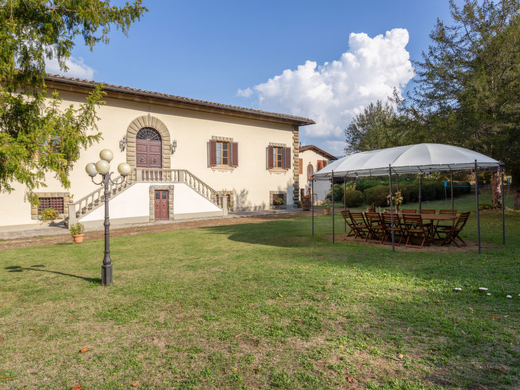 Villa Isabella in Vicchio: Privézwembad, sauna en ruimte voor 20 personen in Vicchio