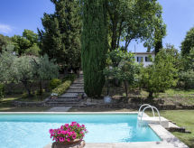 Ruime vrijstaande villa voor 14 personen met privézwembad nabij Cortona - thumbnail 1