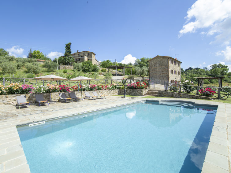 7-persoons boerderij in Cortona met privézwembad en open haard in Cortona
