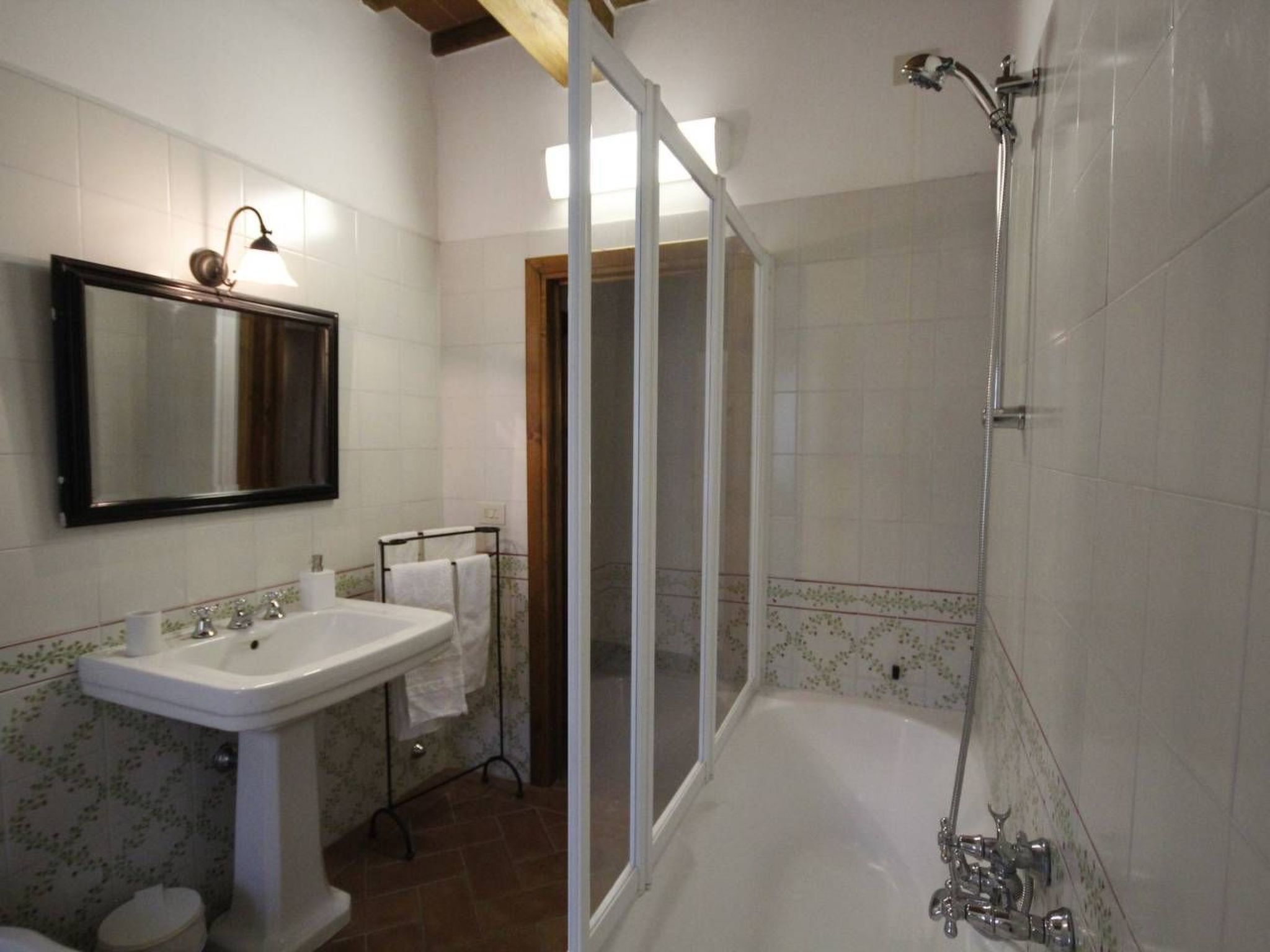 Für 2 Personen  + 1 Kind ca. 65 m&sup2; in Cortona, Toskana (Provinz Arezzo)-Image-tags.info