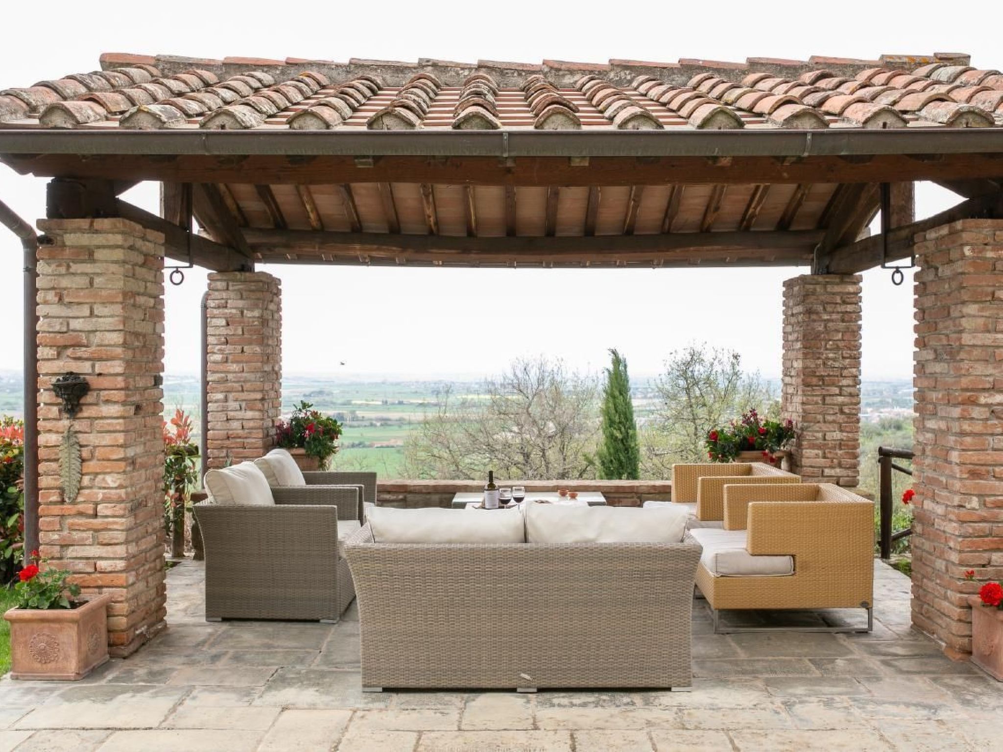 Villa La Pergola-Binnen