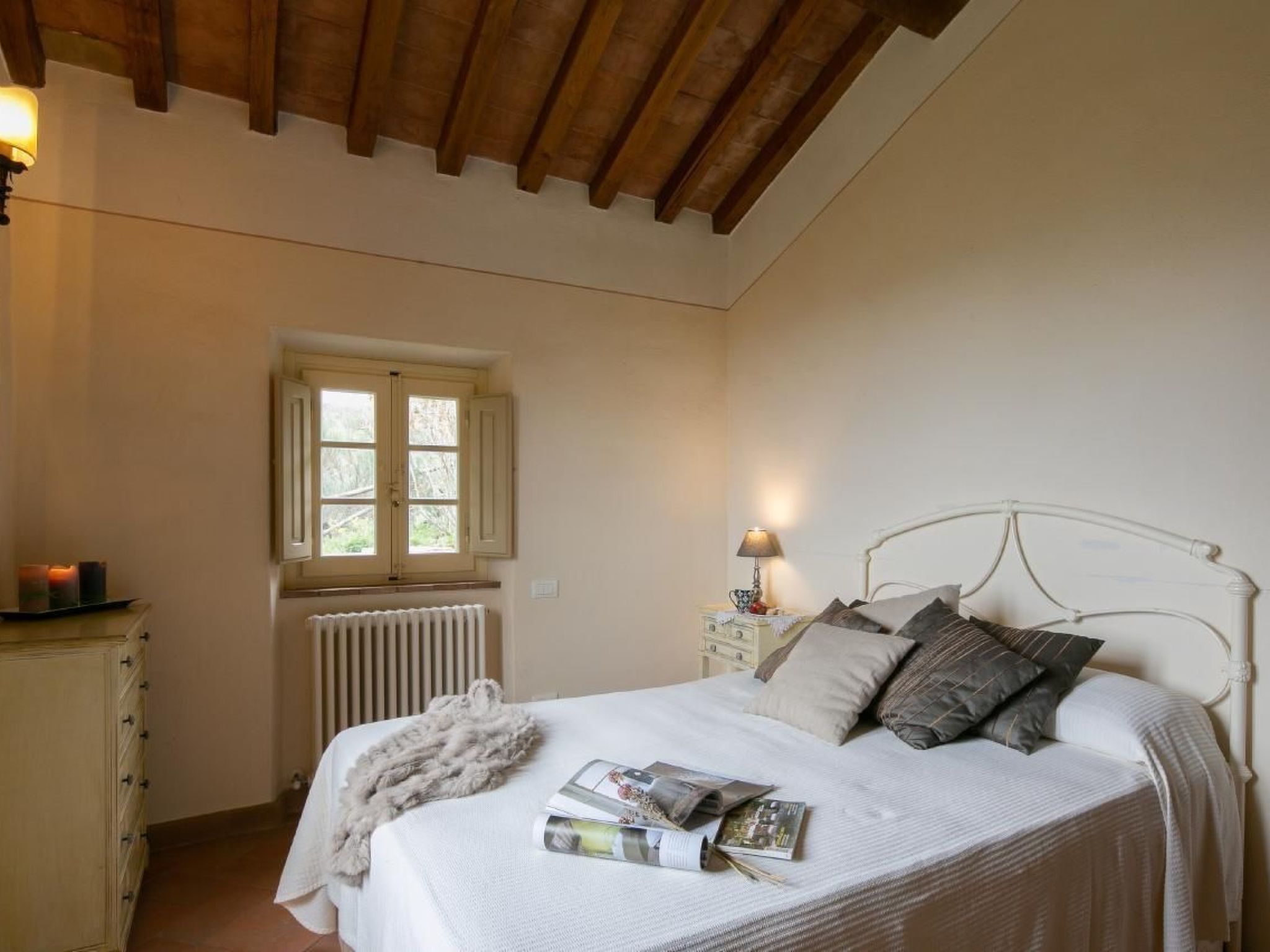 Villa La Pergola-Binnen