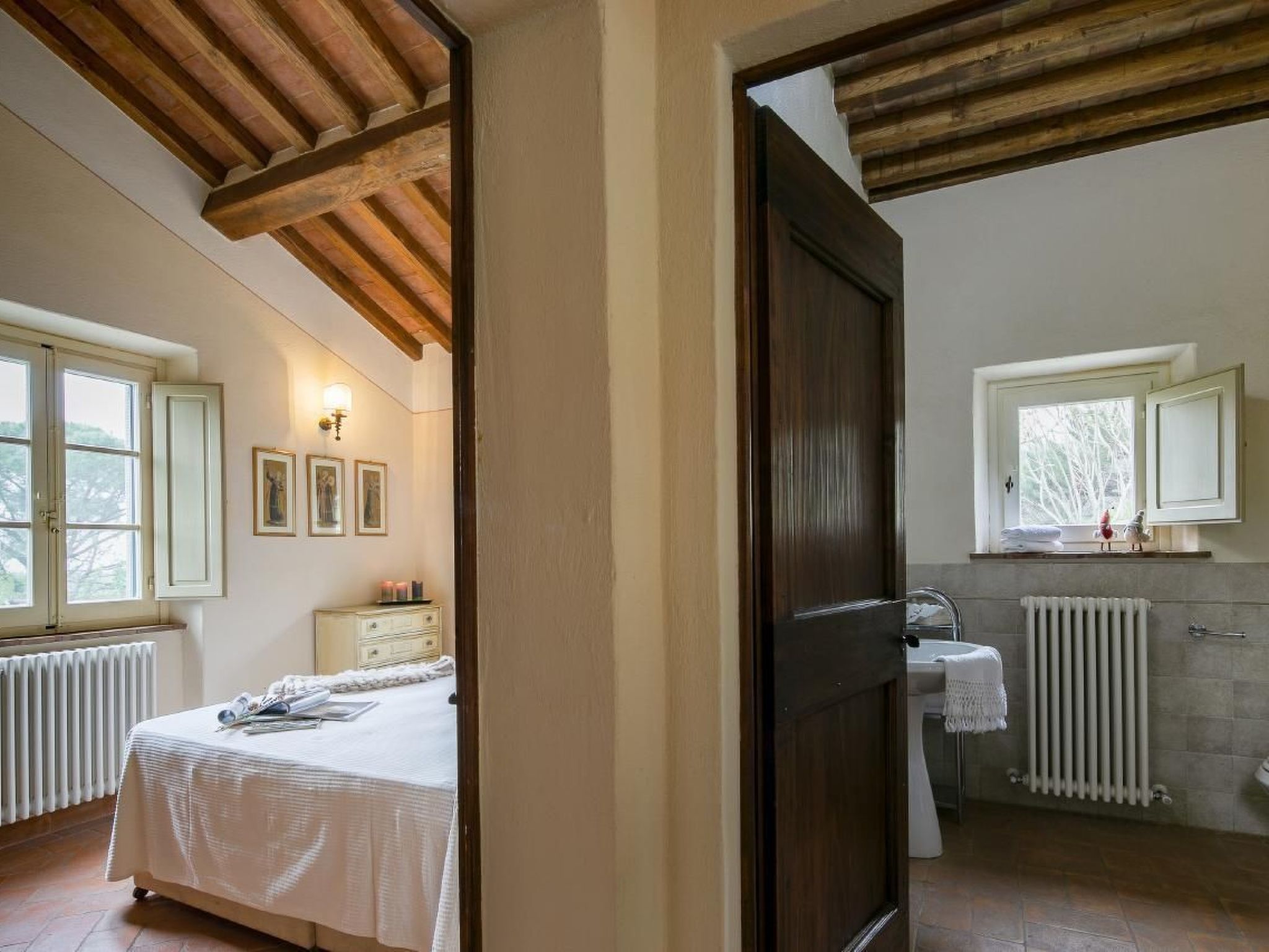 Villa La Pergola-Binnen