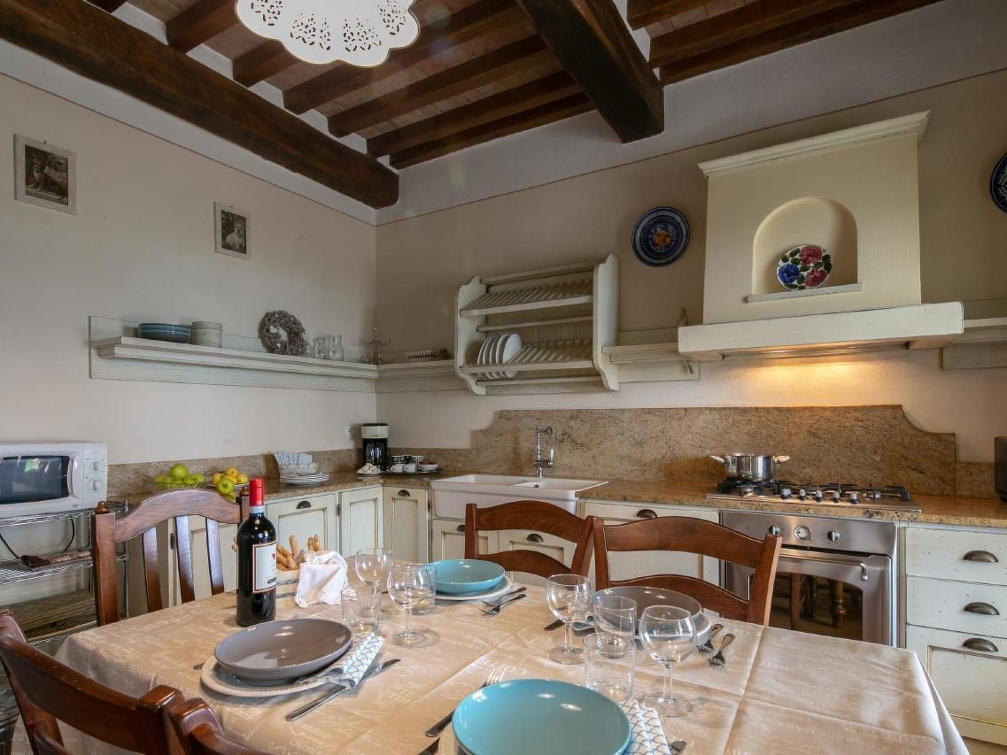 Villa La Pergola-Binnen