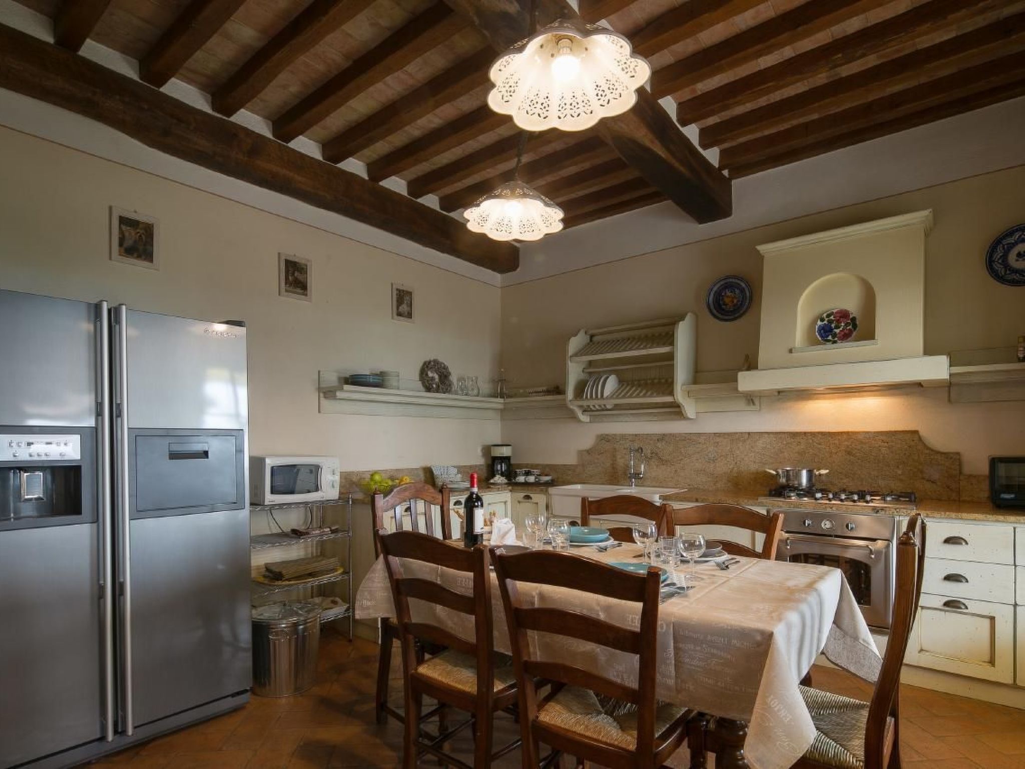 Villa La Pergola-Binnen