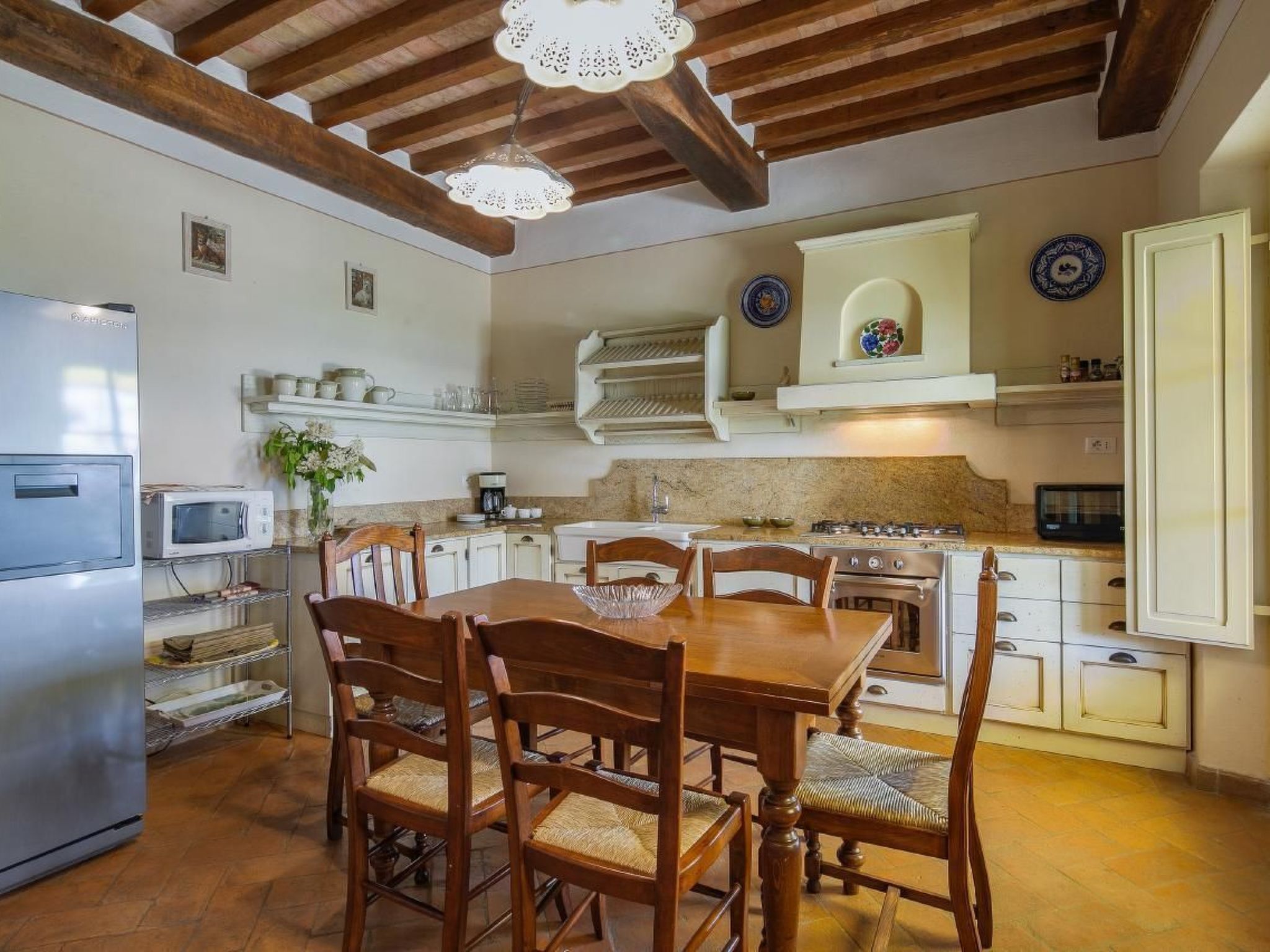 Villa La Pergola-Binnen