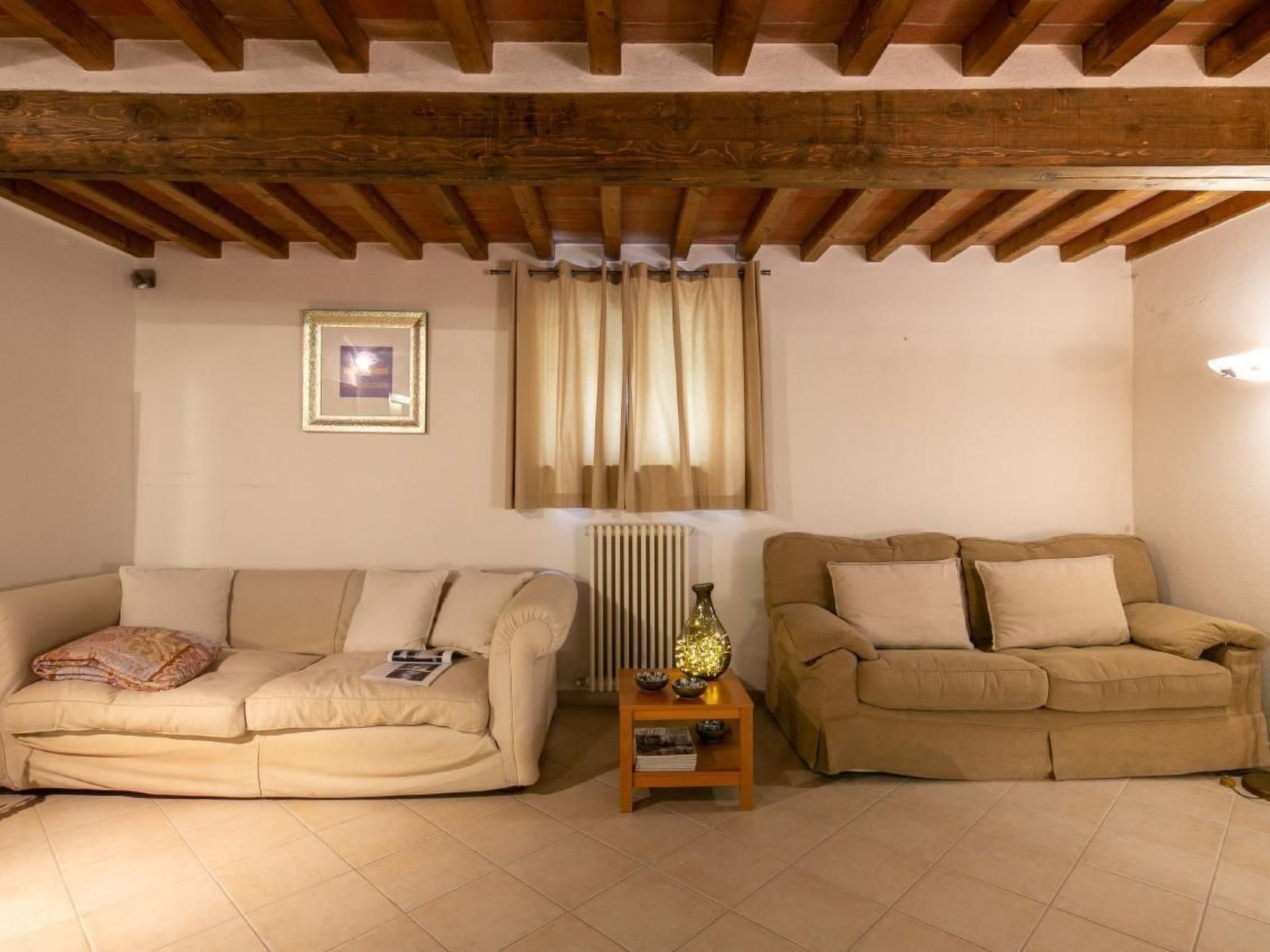 Villa La Pergola-Binnen