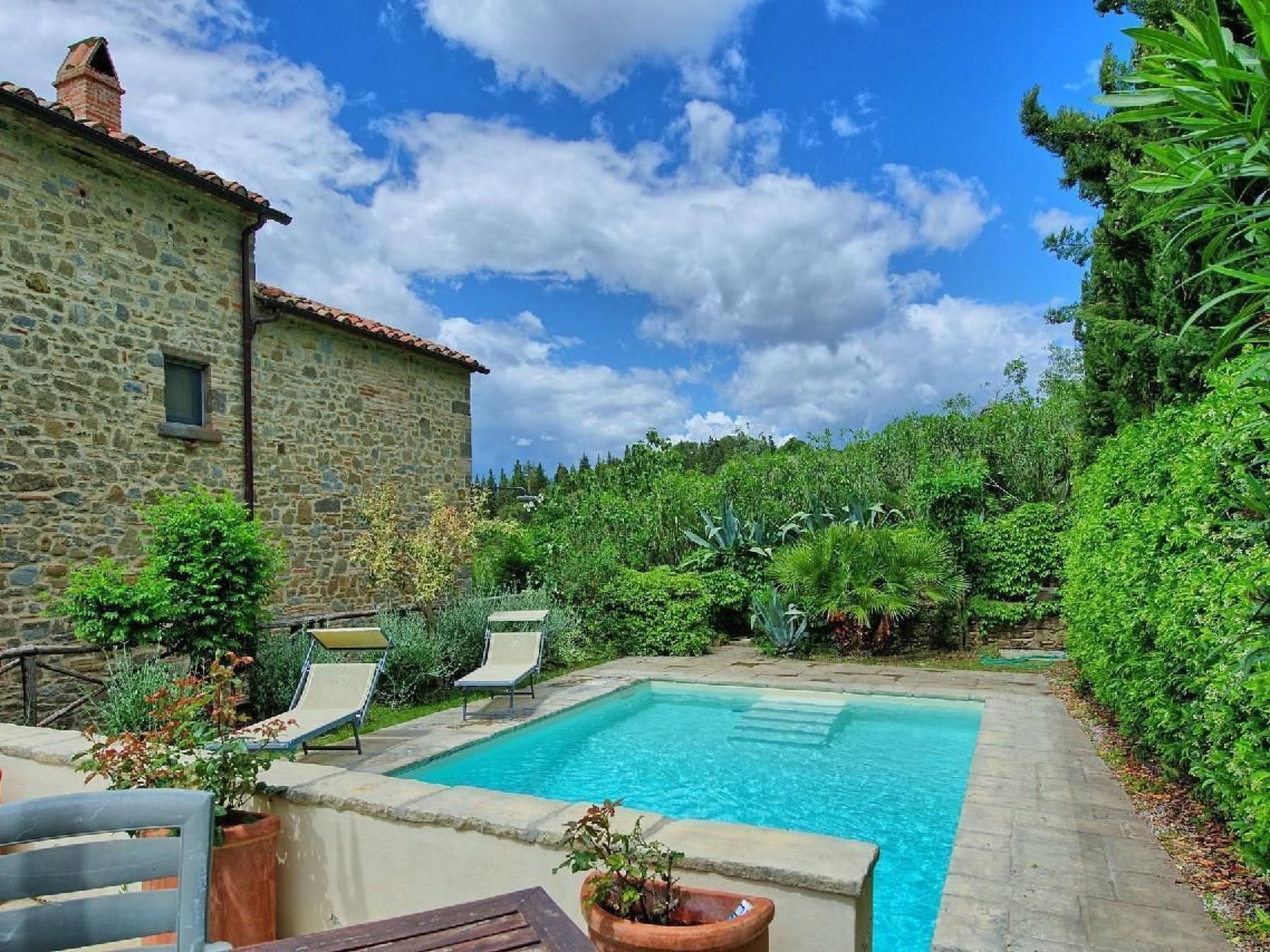 Villa La Pergola-Binnen