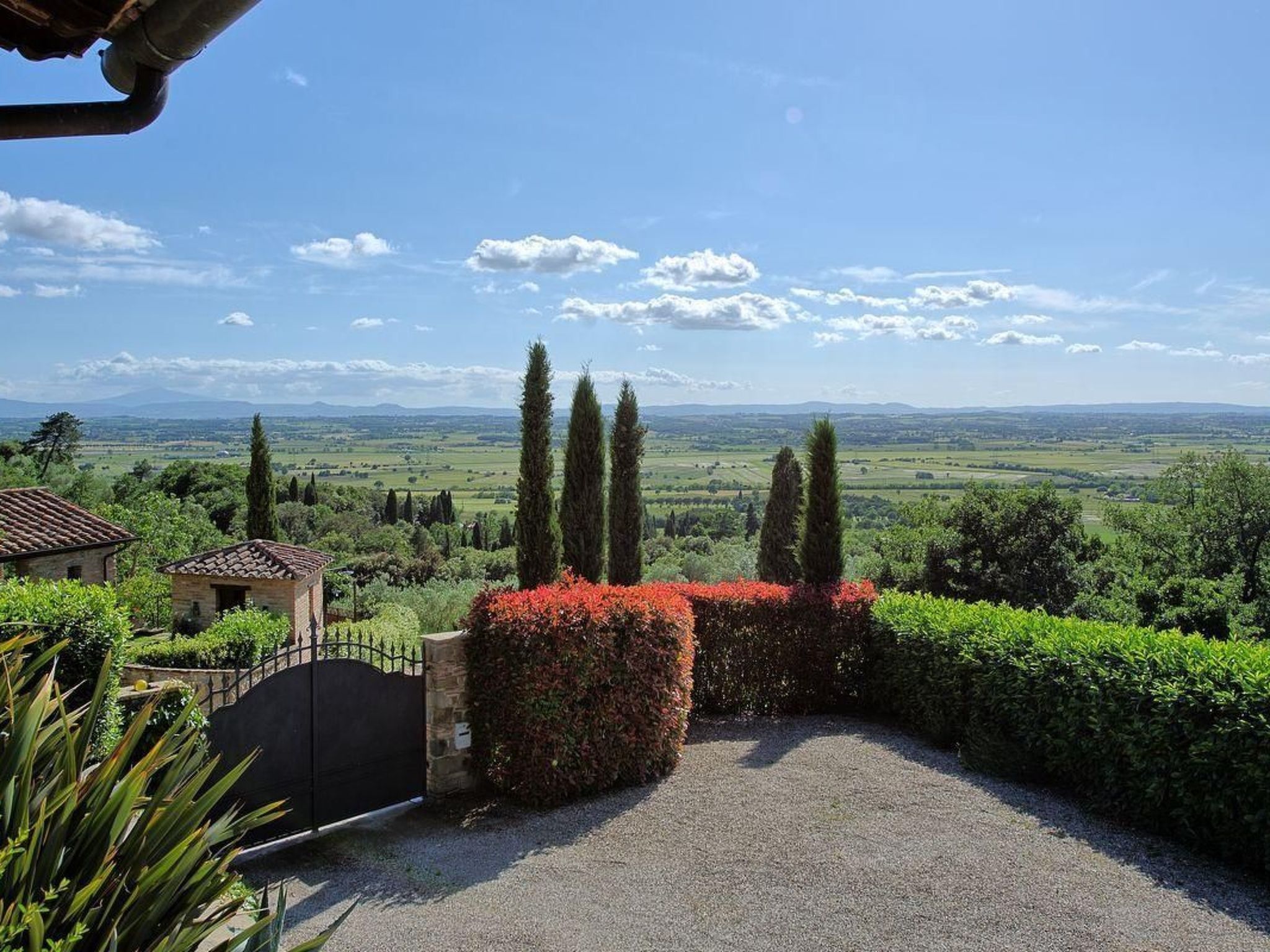 Villa La Pergola-Binnen