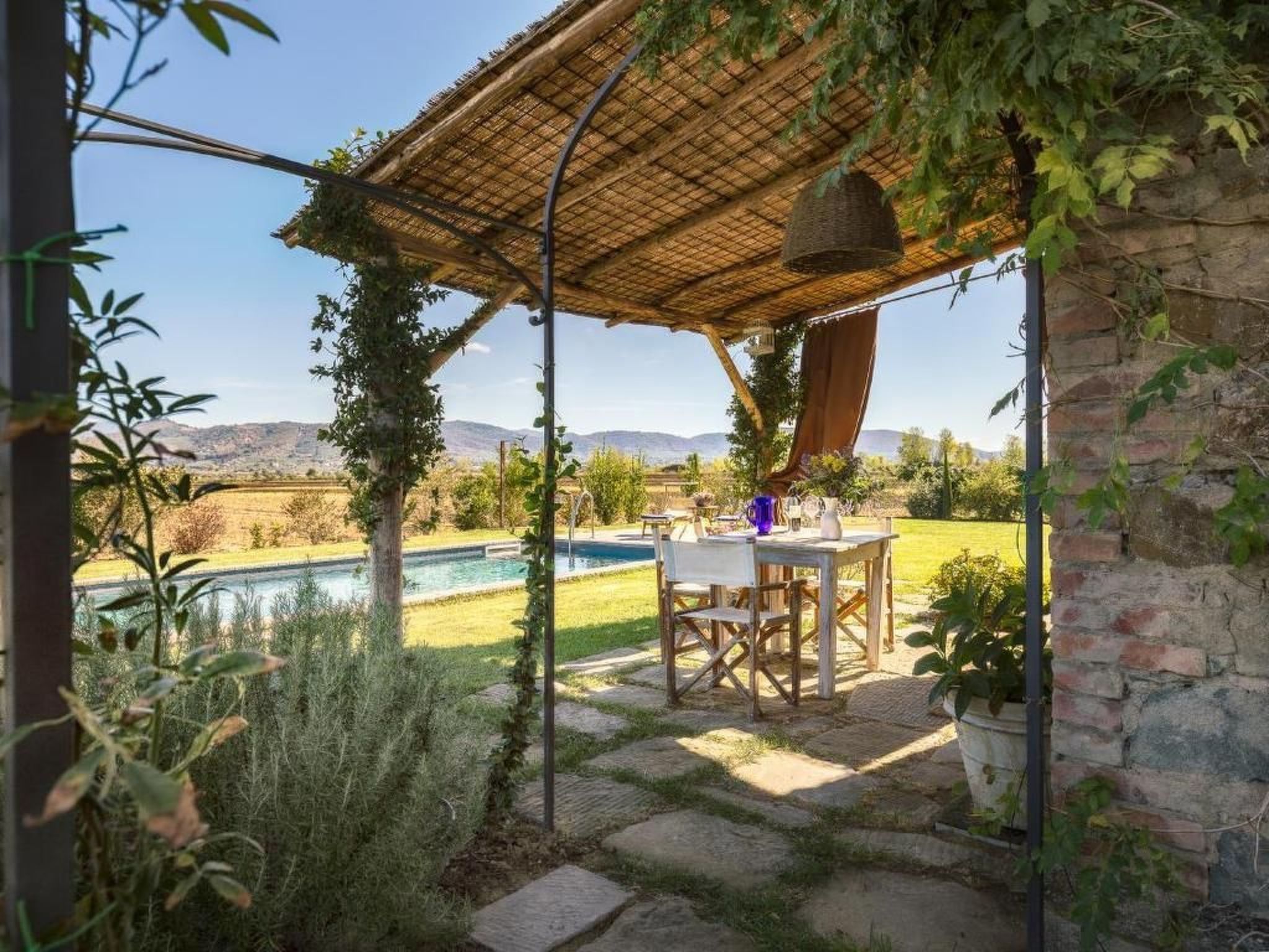 Villa Il Nido-Binnen