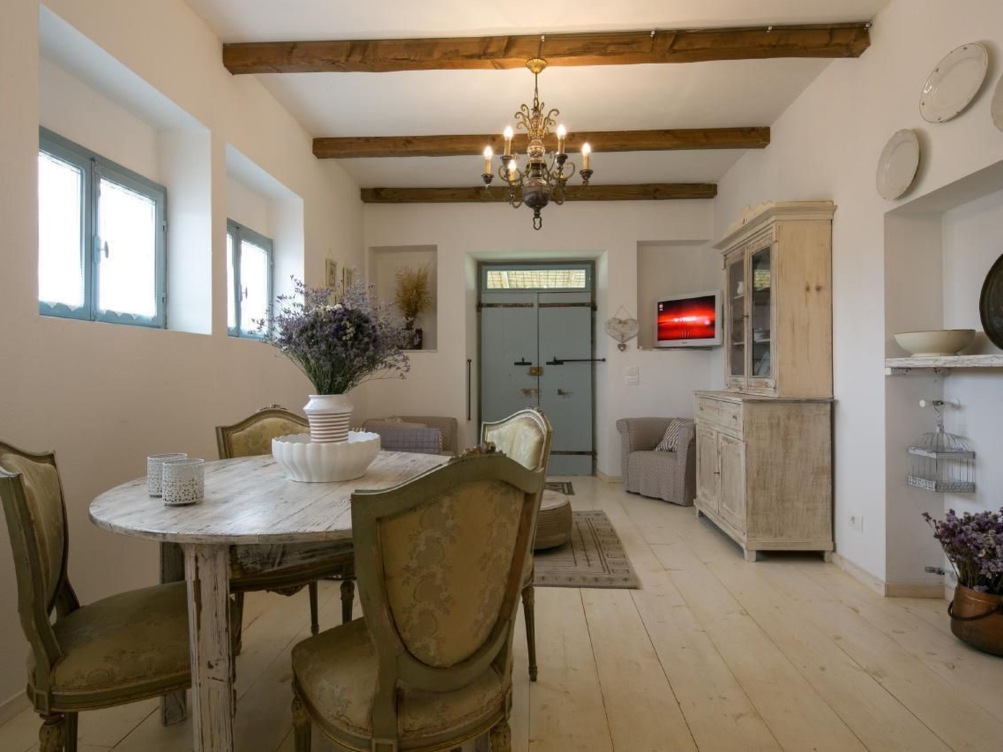 Villa Il Nido-Binnen