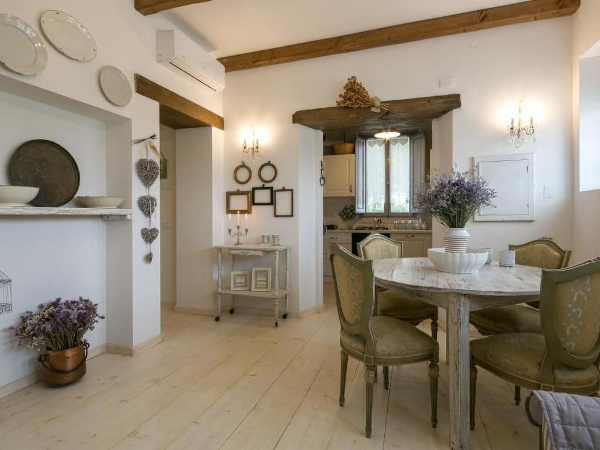 Villa Il Nido-Binnen