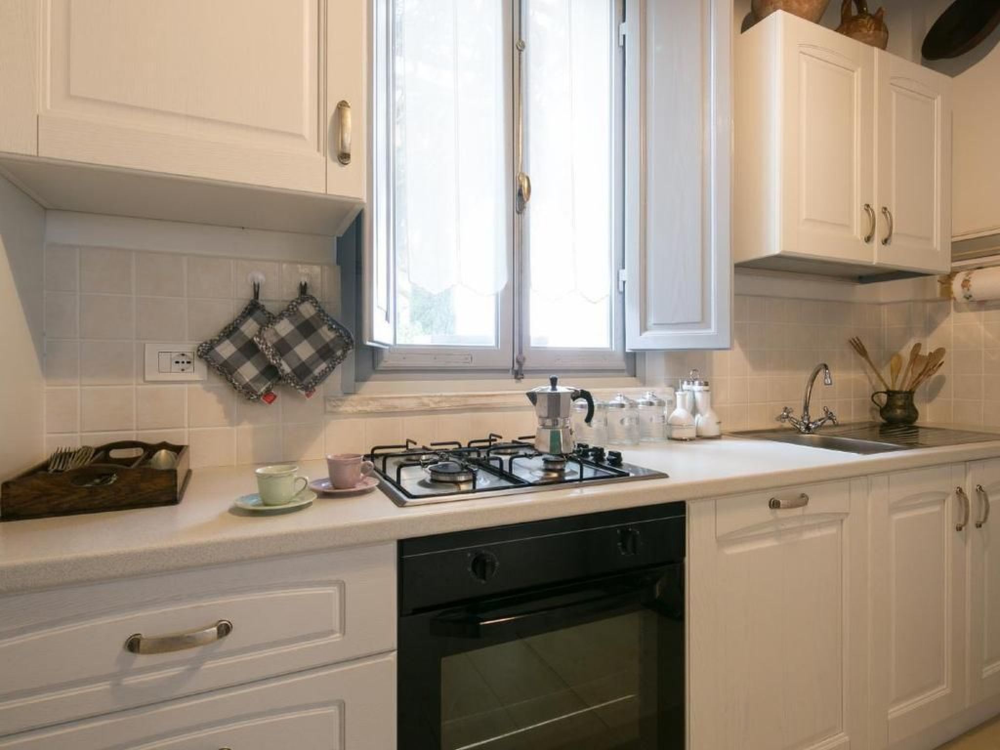 Villa Il Nido-Binnen