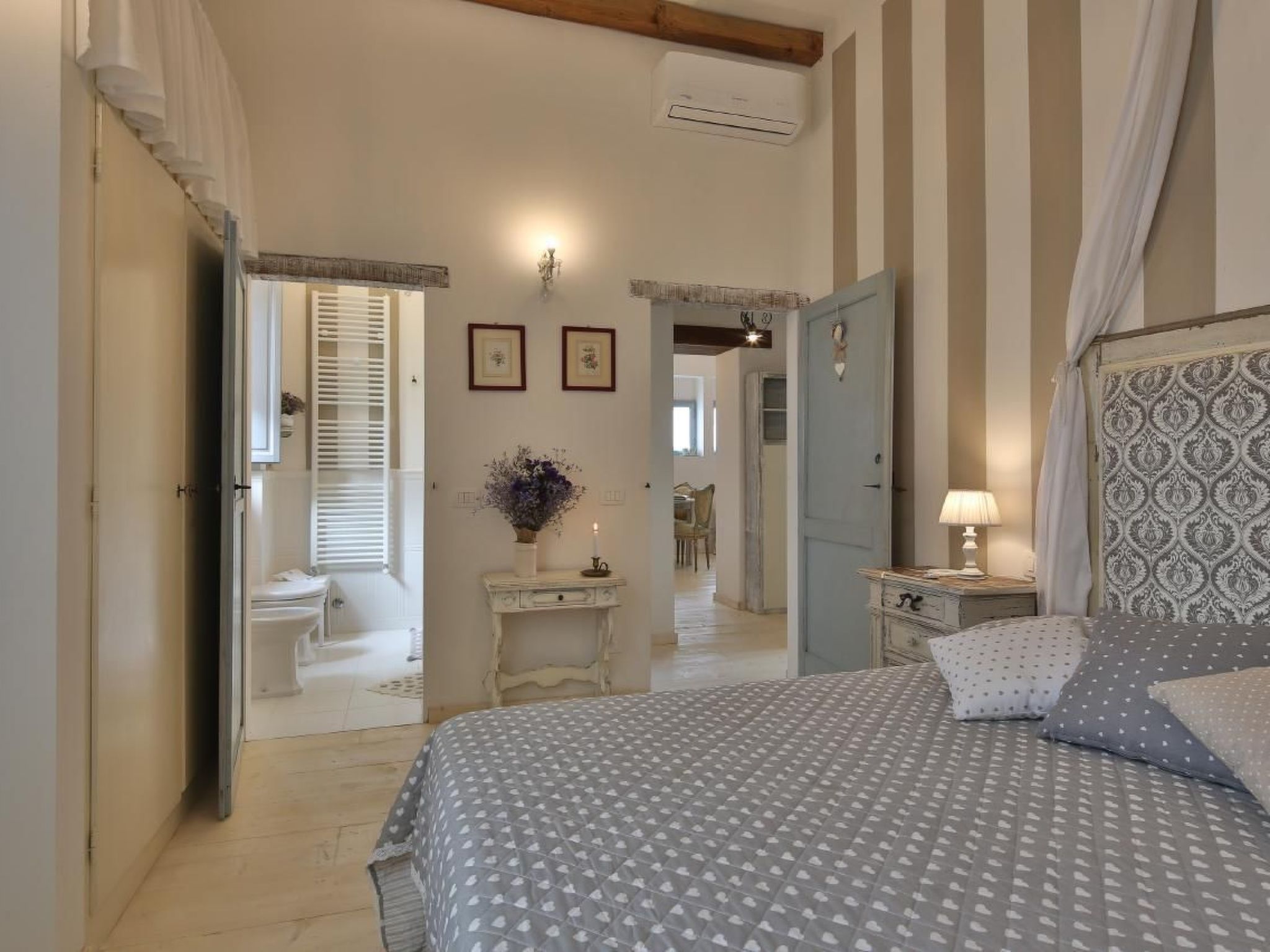 Villa Il Nido-Binnen