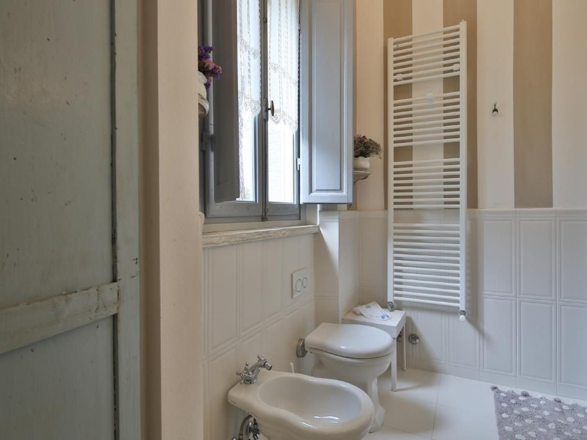 Villa Il Nido-Binnen