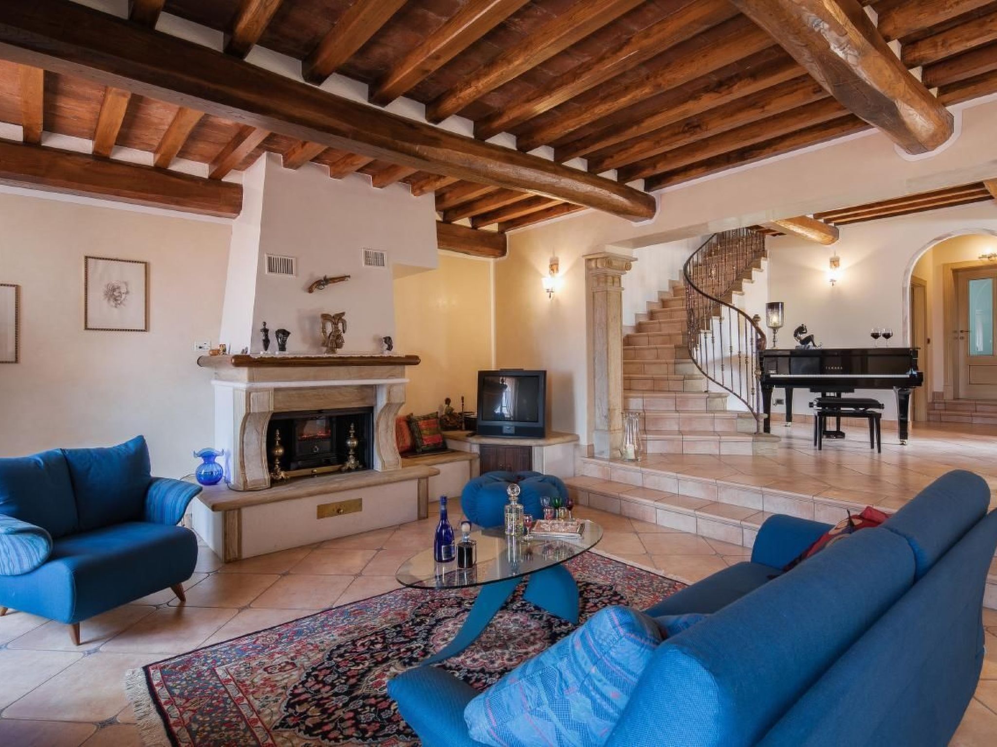 Wunderschöne Wohnung in Cortona mit Großer Terrasse-Binnen