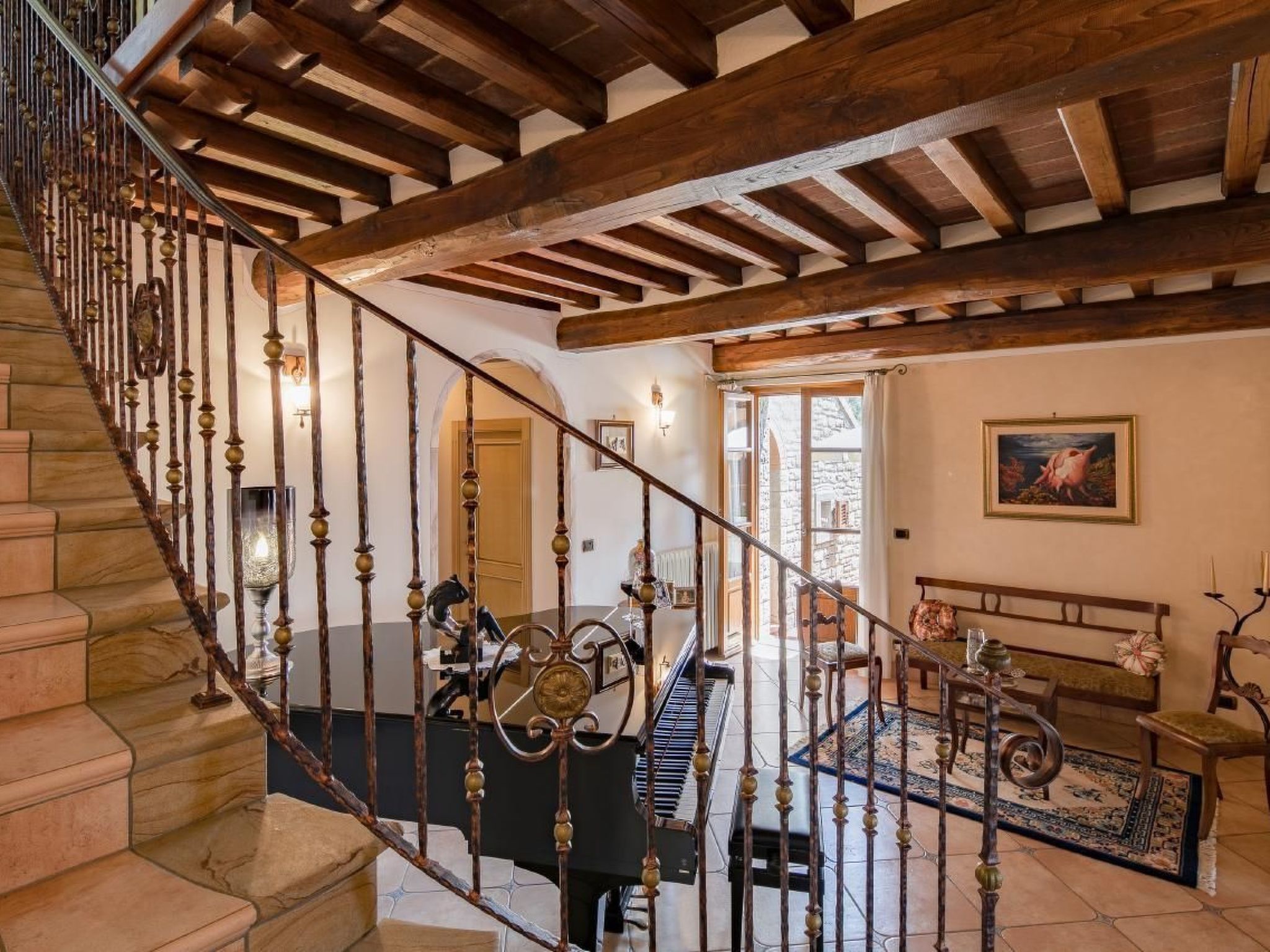 Wunderschöne Wohnung in Cortona mit Großer Terrasse-Binnen