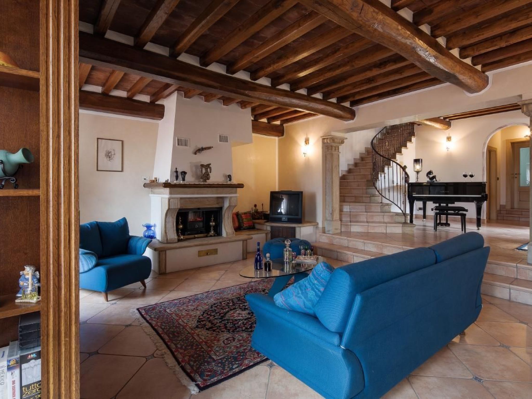 Wunderschöne Wohnung in Cortona mit Großer Terrasse-Binnen