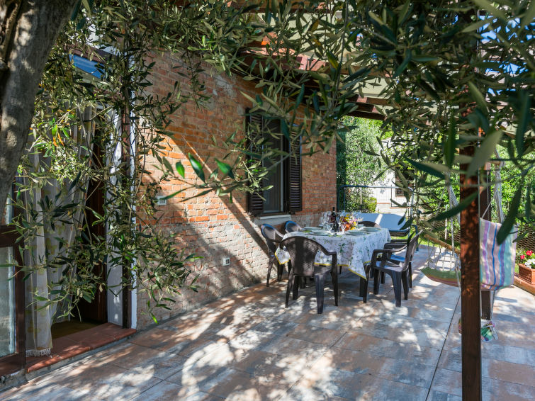 Search and Stay destination Chiusi, Toscana - Italy from AU$ 285. Casa Violella