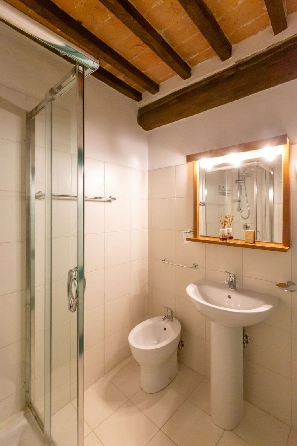 Wunderschöne Wohnung in Chiusi mit Gemeinschaftspool mit Panoramablick-Image-tags.info