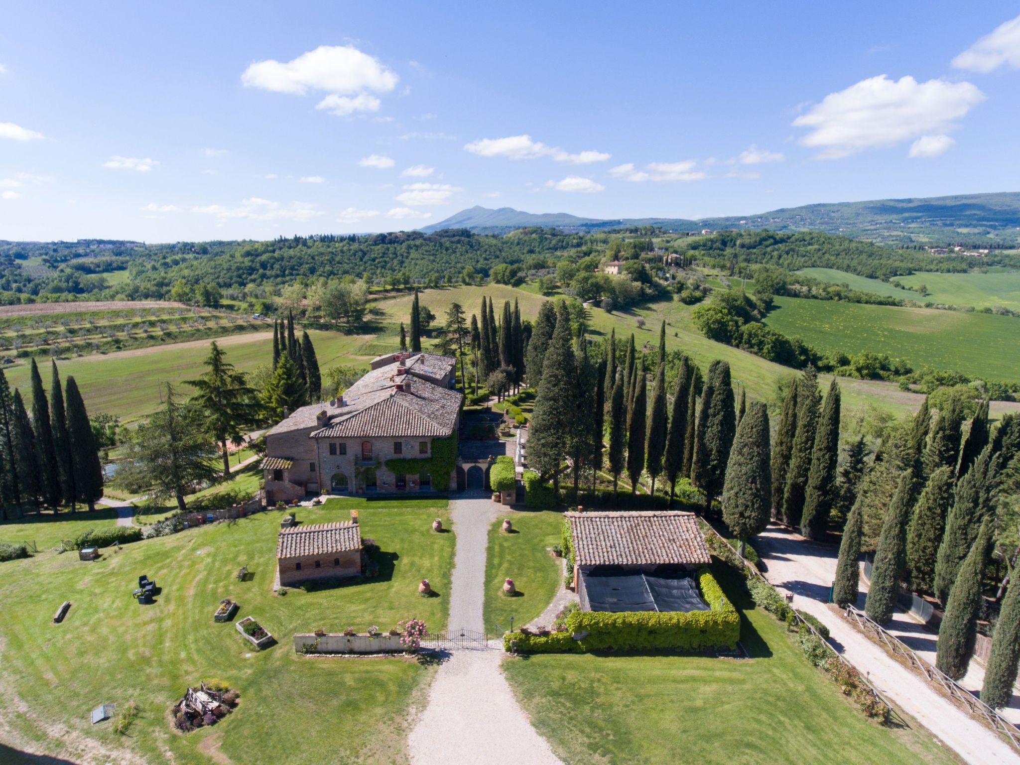 Wohnung in Chiusi mit Gemeinschaftspool, Grill und Garten-Image-tags.info